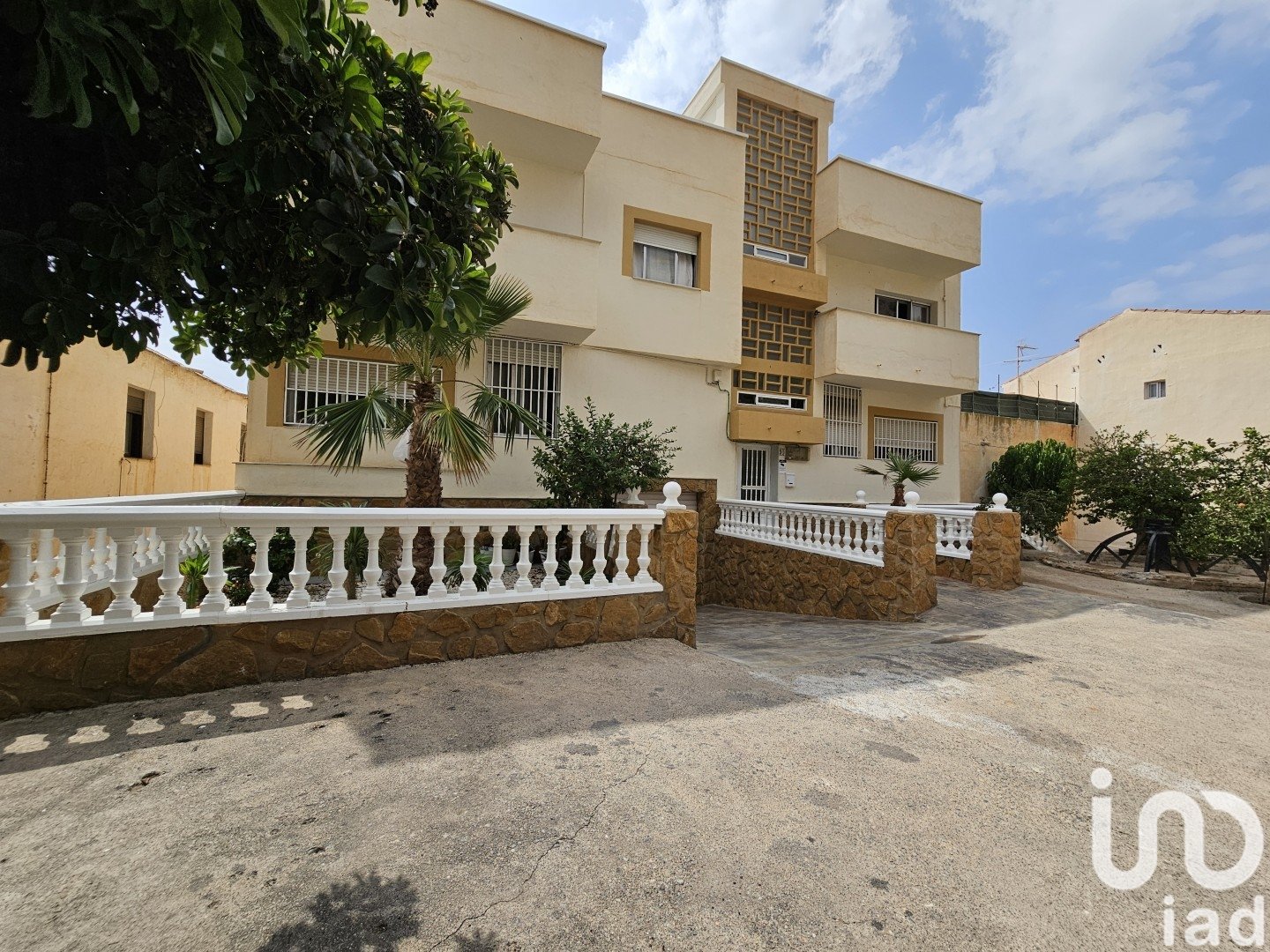 Commercial property in Melicena, Granada, Spain 338 sq.m. No. 153900