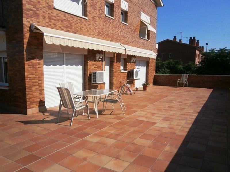 Villa i Martorell, Barcelona, Spanien 5 sovrum, 460 kvm. Nr. 133387