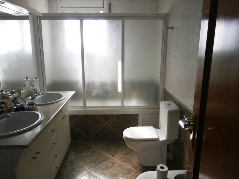 Villa i Martorell, Barcelona, Spanien 5 sovrum, 460 kvm. Nr. 133387