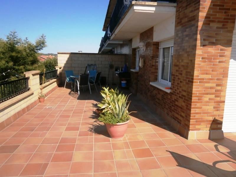 Villa i Martorell, Barcelona, Spanien 5 sovrum, 460 kvm. Nr. 133387