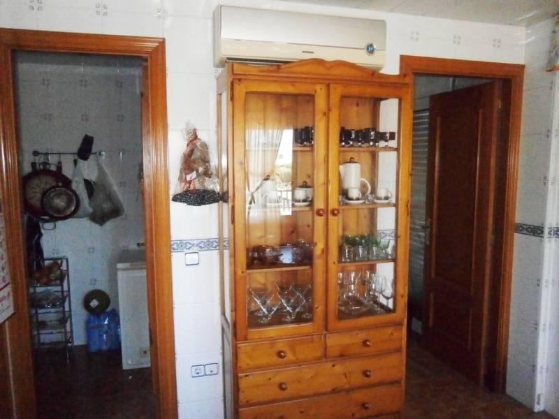 Villa i Martorell, Barcelona, Spanien 5 sovrum, 460 kvm. Nr. 133387