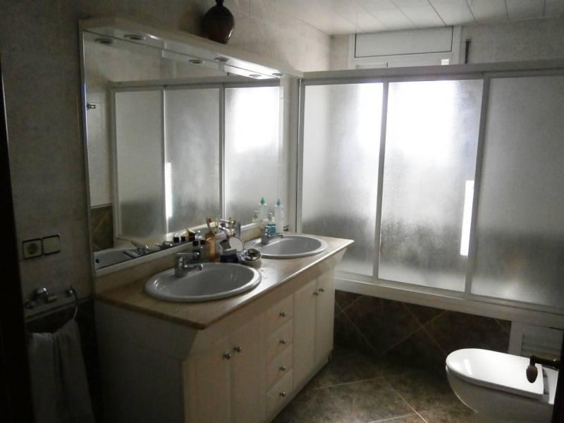 Villa i Martorell, Barcelona, Spanien 5 sovrum, 460 kvm. Nr. 133387