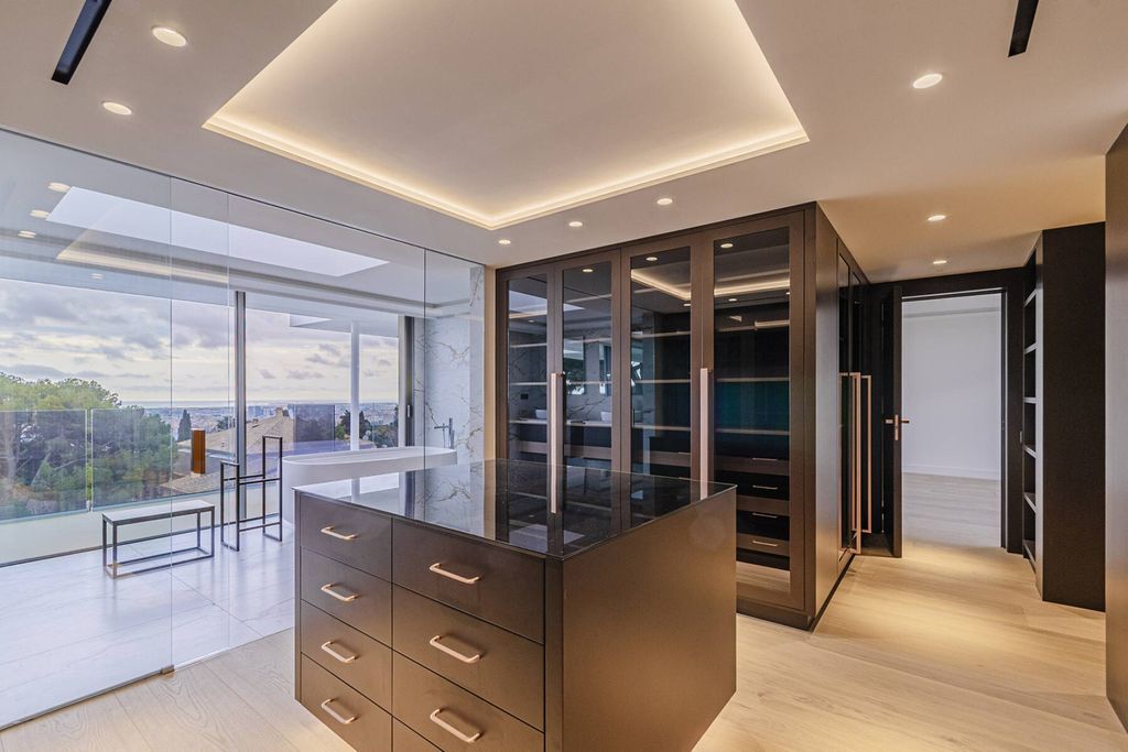 Huvila Pedralbes, Barcelona, Espanja 6 makuuhuonetta, 1216 m2 No. 133386