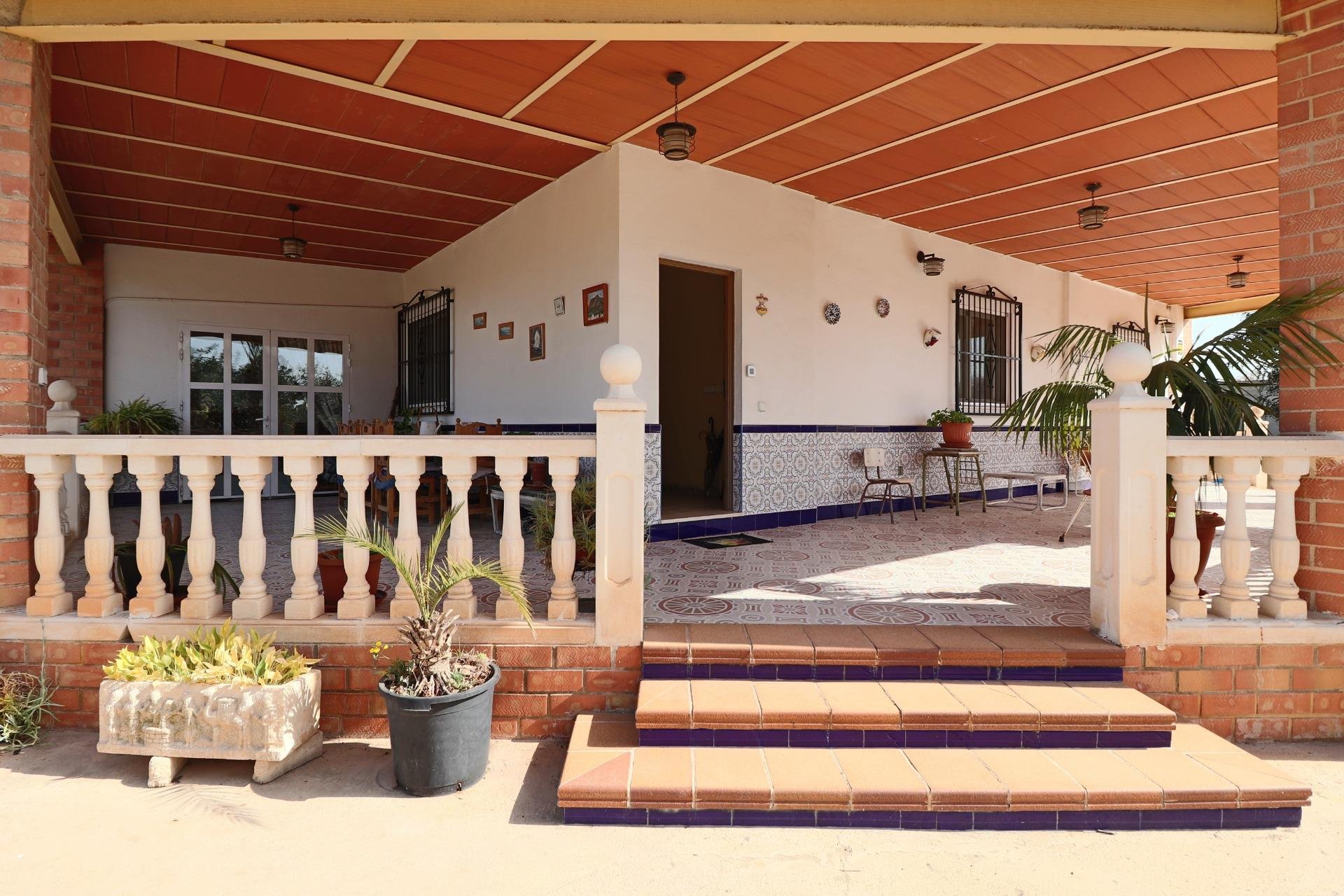 Villa in Benidorm, Alicante, Spain 2 bedrooms, 200 sq.m. No. 196703