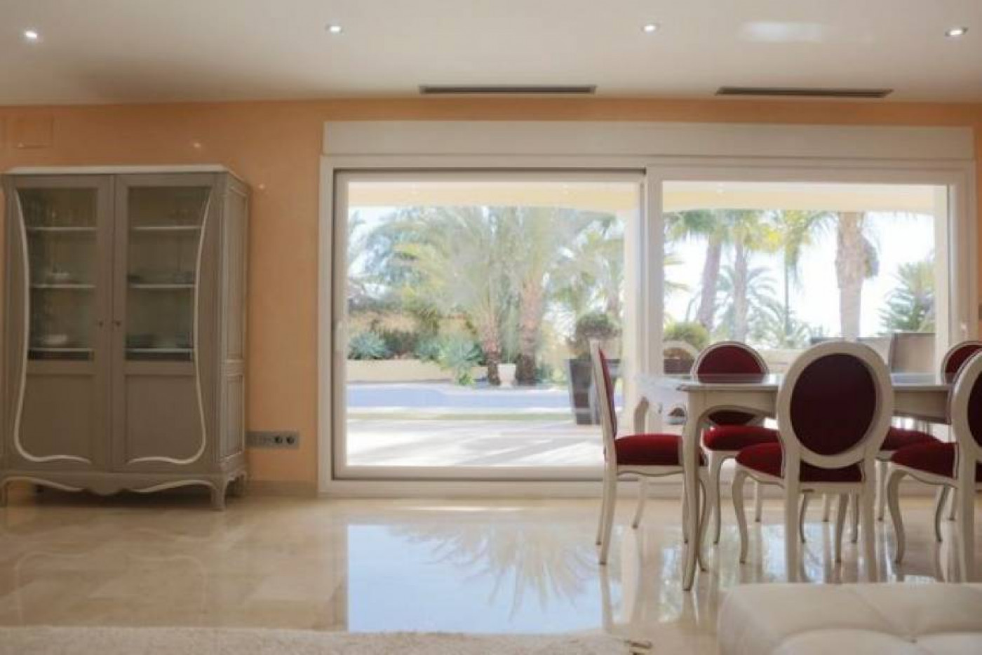 Villa i Benissa, Alicante, Spanien 4 sovrum, 464 kvm. Nr. 196706