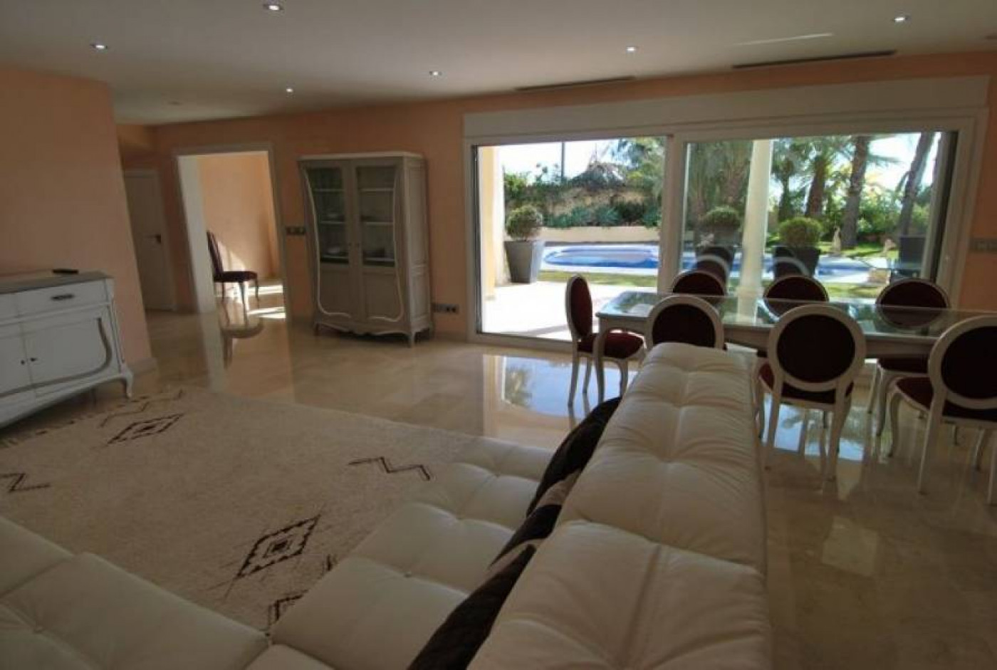 Villa i Benissa, Alicante, Spanien 4 sovrum, 464 kvm. Nr. 196706