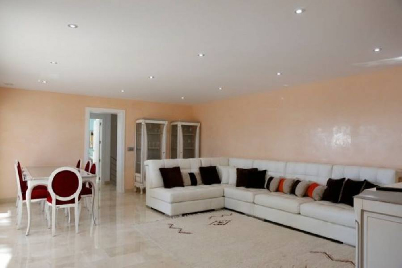 Villa i Benissa, Alicante, Spanien 4 sovrum, 464 kvm. Nr. 196706