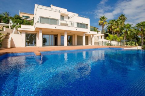 Villa in Moraira, Alicante, Spain 4 bedrooms, 559 sq.m. No. 196707