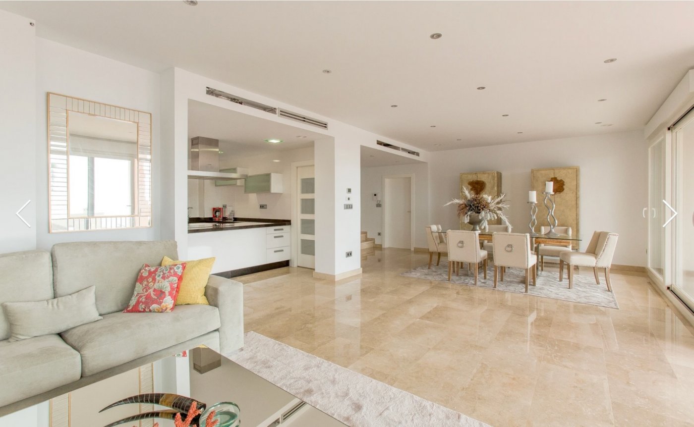Villa i Moraira, Alicante, Spanien 4 sovrum, 559 kvm. Nr. 196707