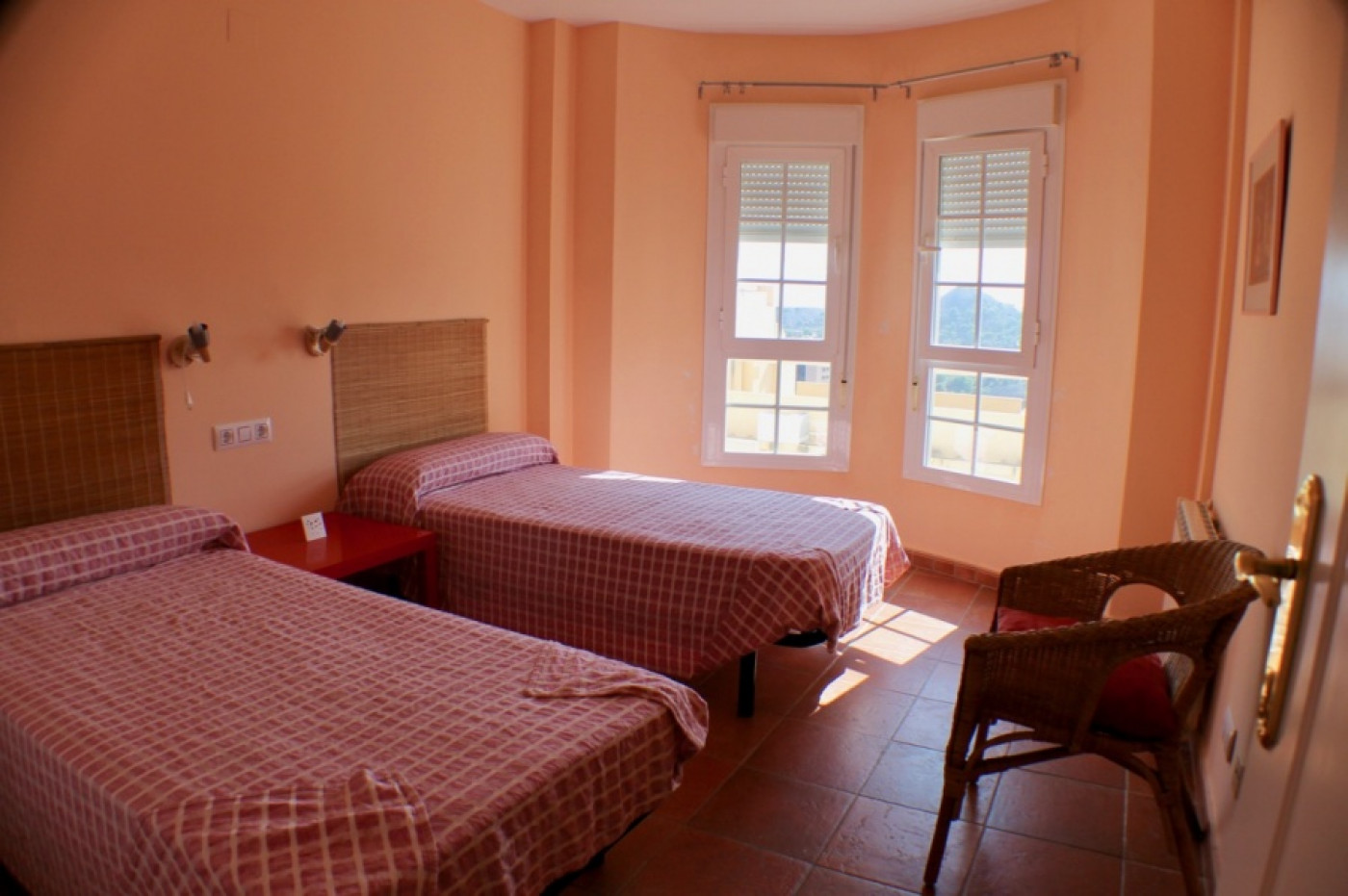 Villa in Villajoyosa, Alicante, Spain 4 bedrooms, 173 sq.m. No. 196705