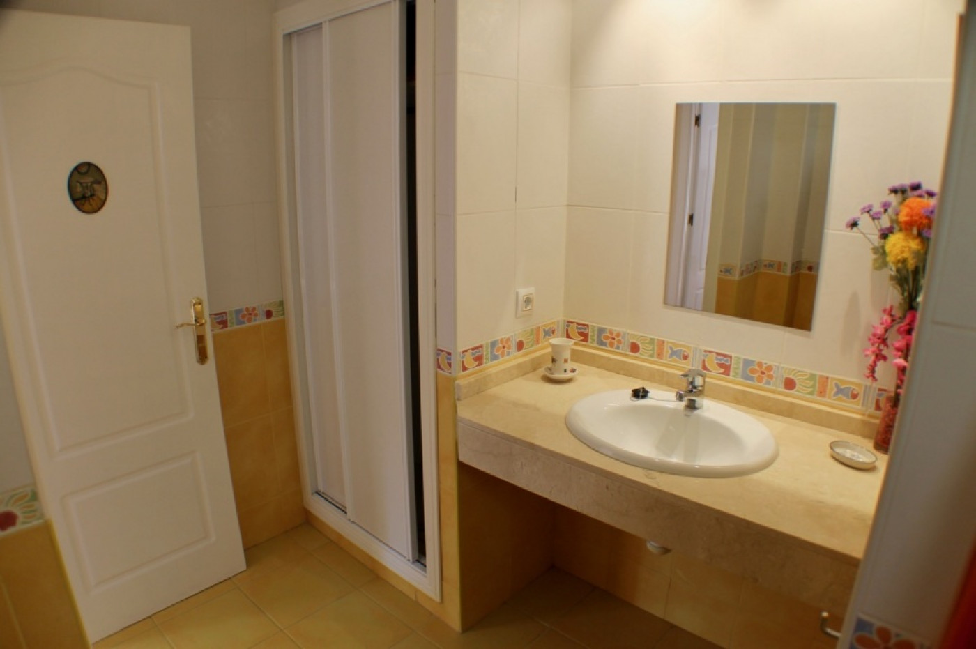 Villa in Villajoyosa, Alicante, Spain 4 bedrooms, 173 sq.m. No. 196705