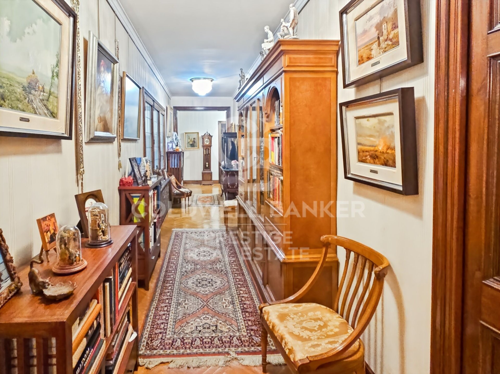 Huoneisto Barcelona, Espanja 7 makuuhuonetta, 512 m2 No. 158507