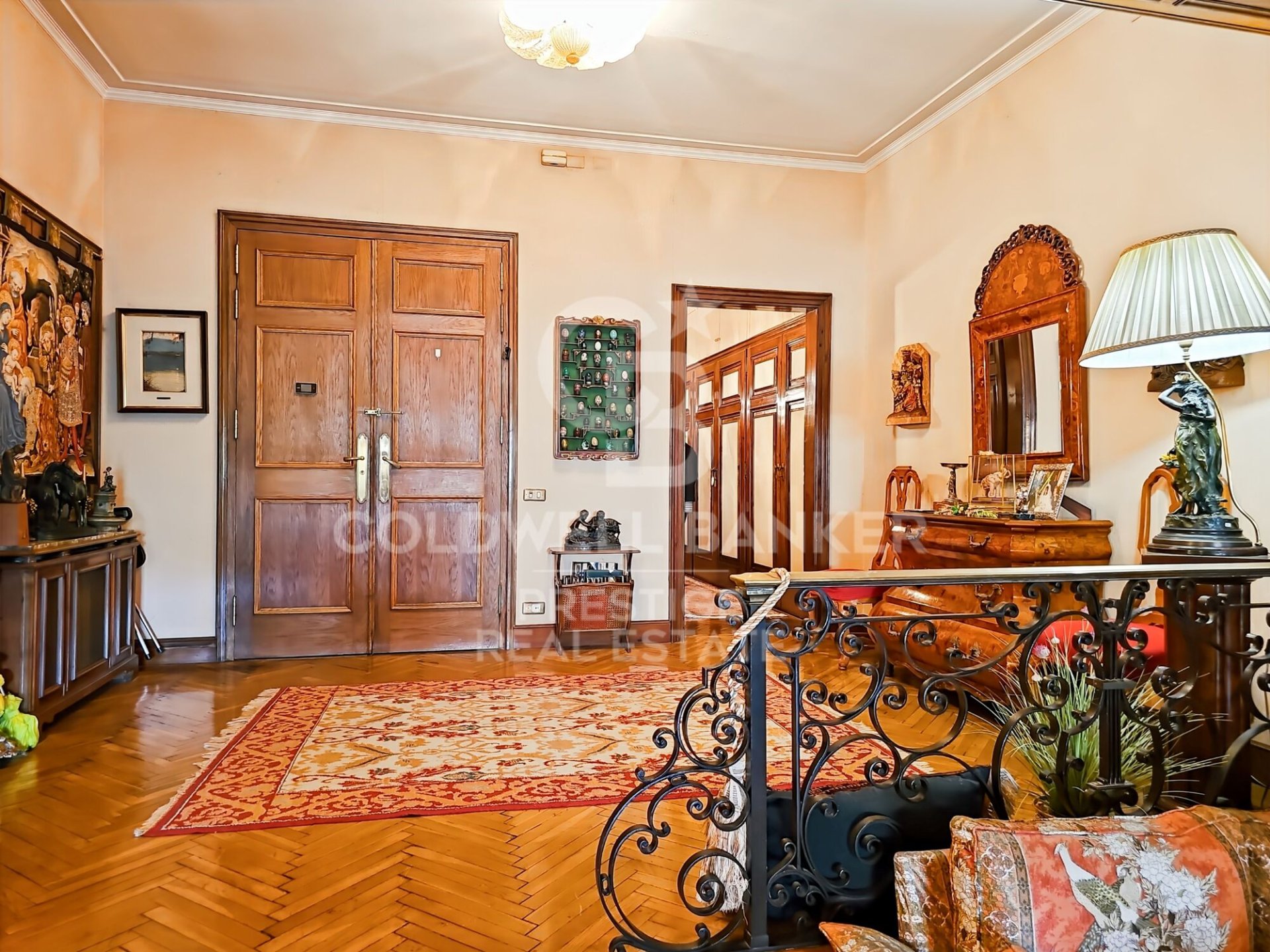 Huoneisto Barcelona, Espanja 7 makuuhuonetta, 512 m2 No. 158507