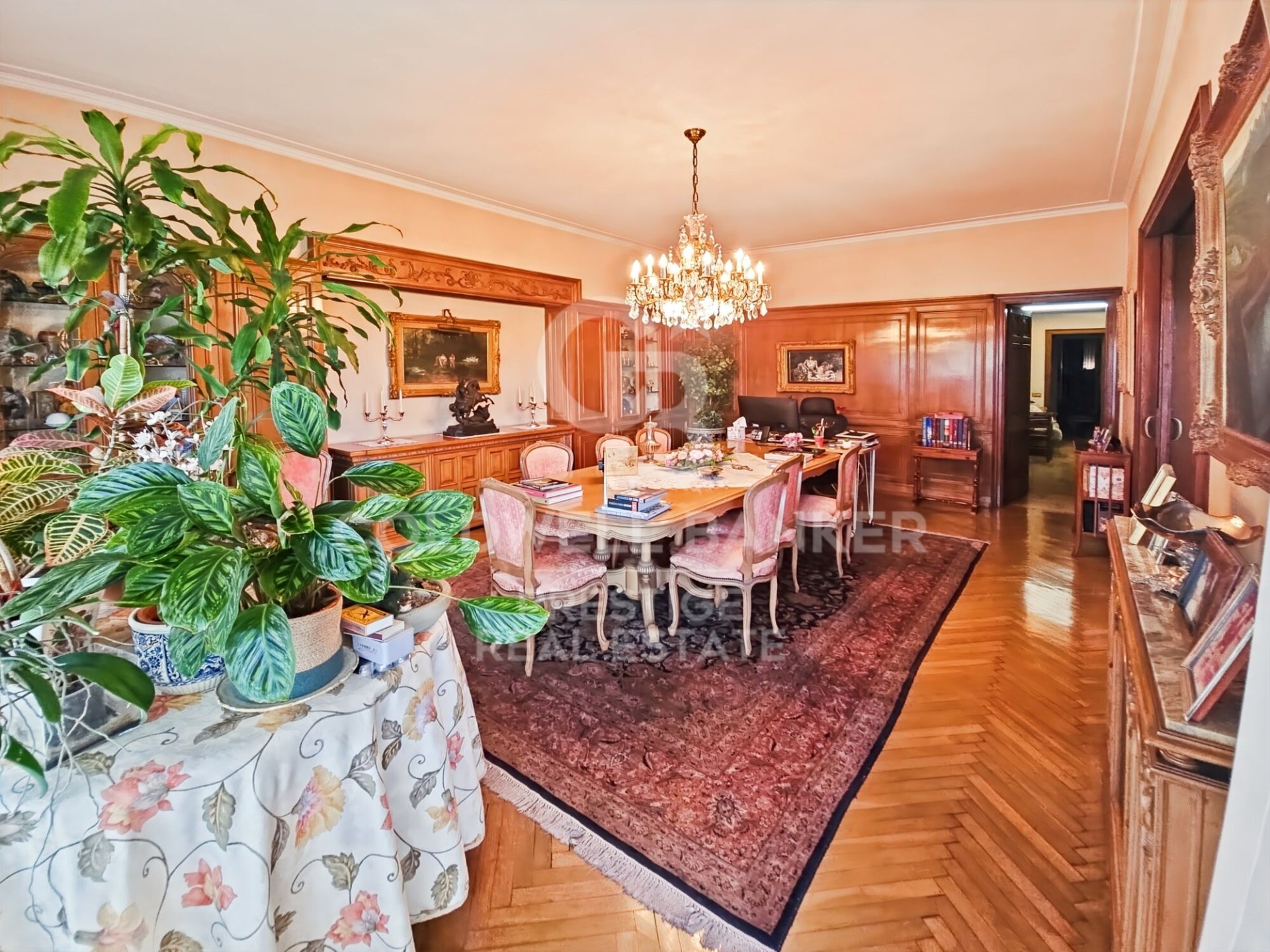 Huoneisto Barcelona, Espanja 7 makuuhuonetta, 512 m2 No. 158507