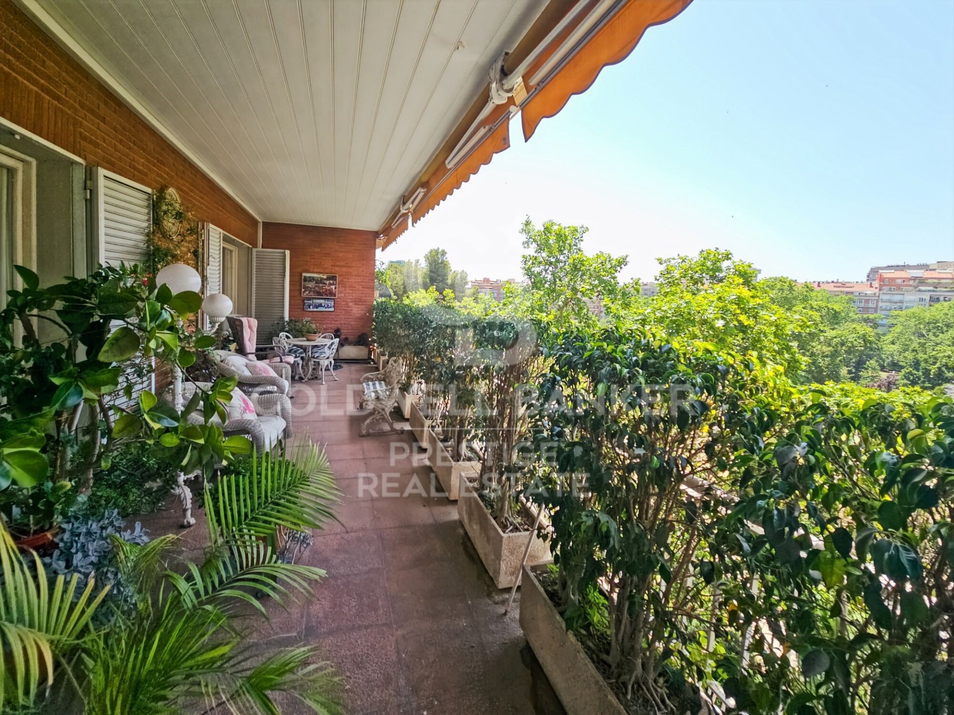 Huoneisto Barcelona, Espanja 7 makuuhuonetta, 512 m2 No. 158507