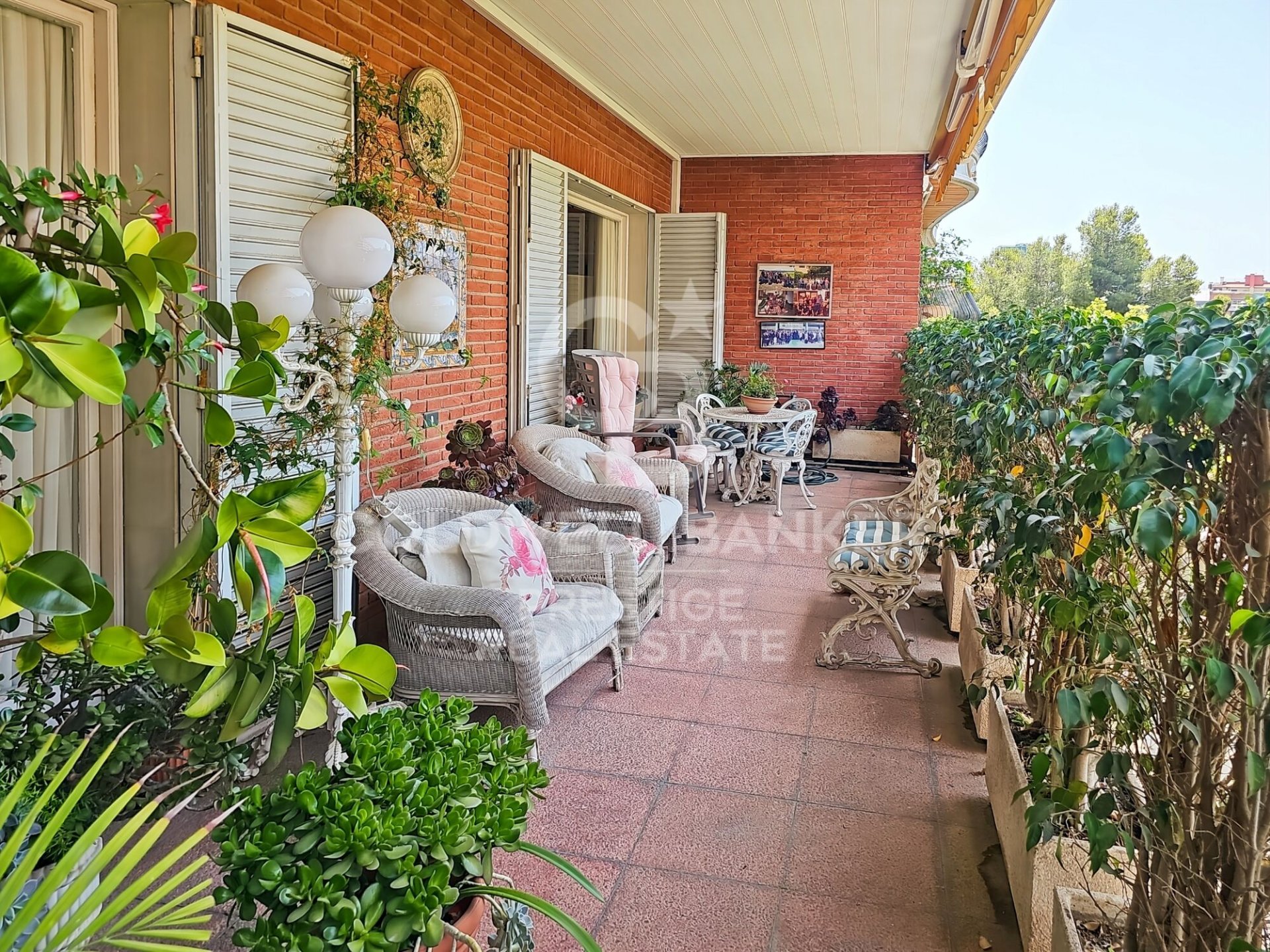 Huoneisto Barcelona, Espanja 7 makuuhuonetta, 512 m2 No. 158507