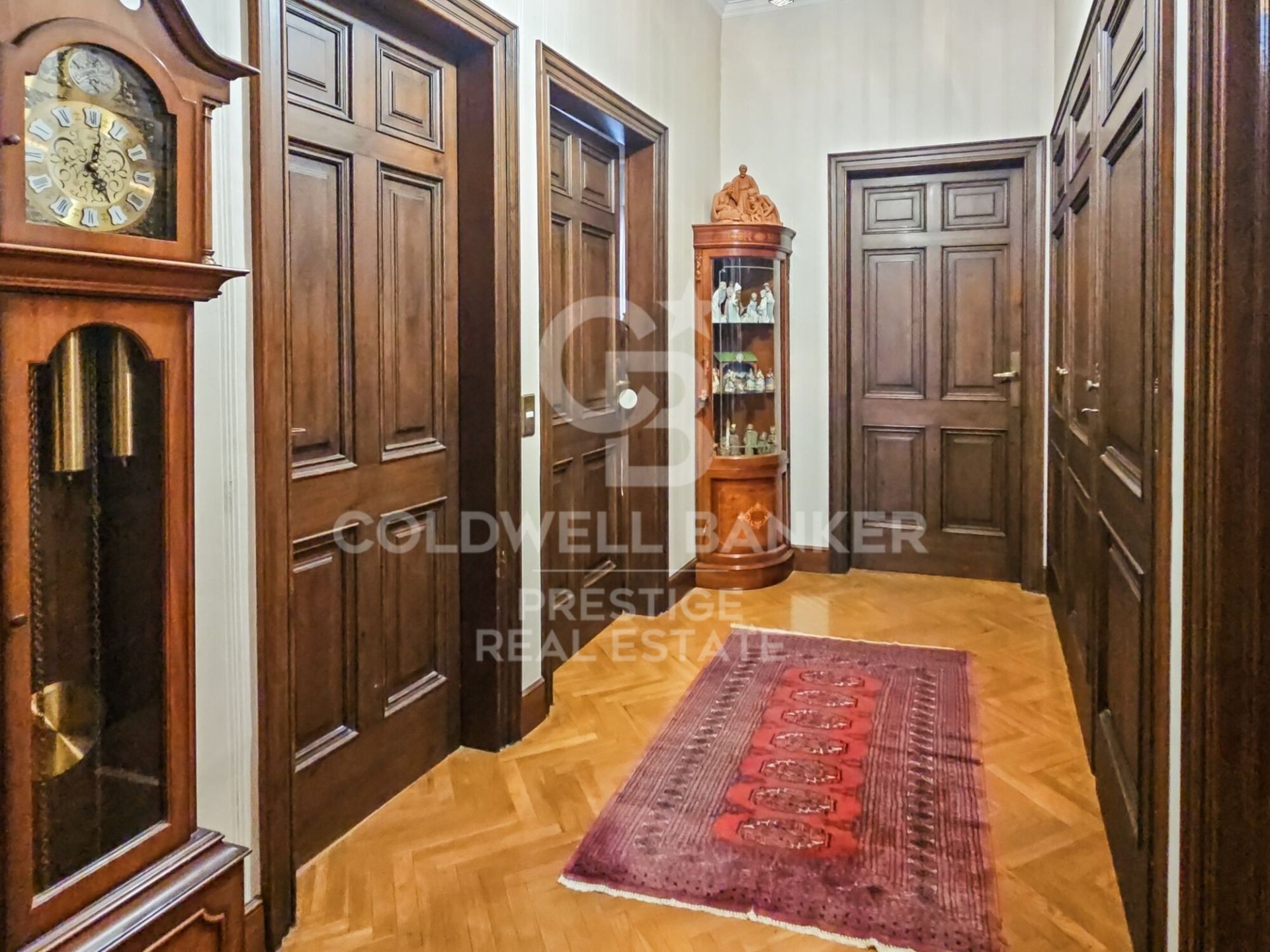 Huoneisto Barcelona, Espanja 7 makuuhuonetta, 512 m2 No. 158507