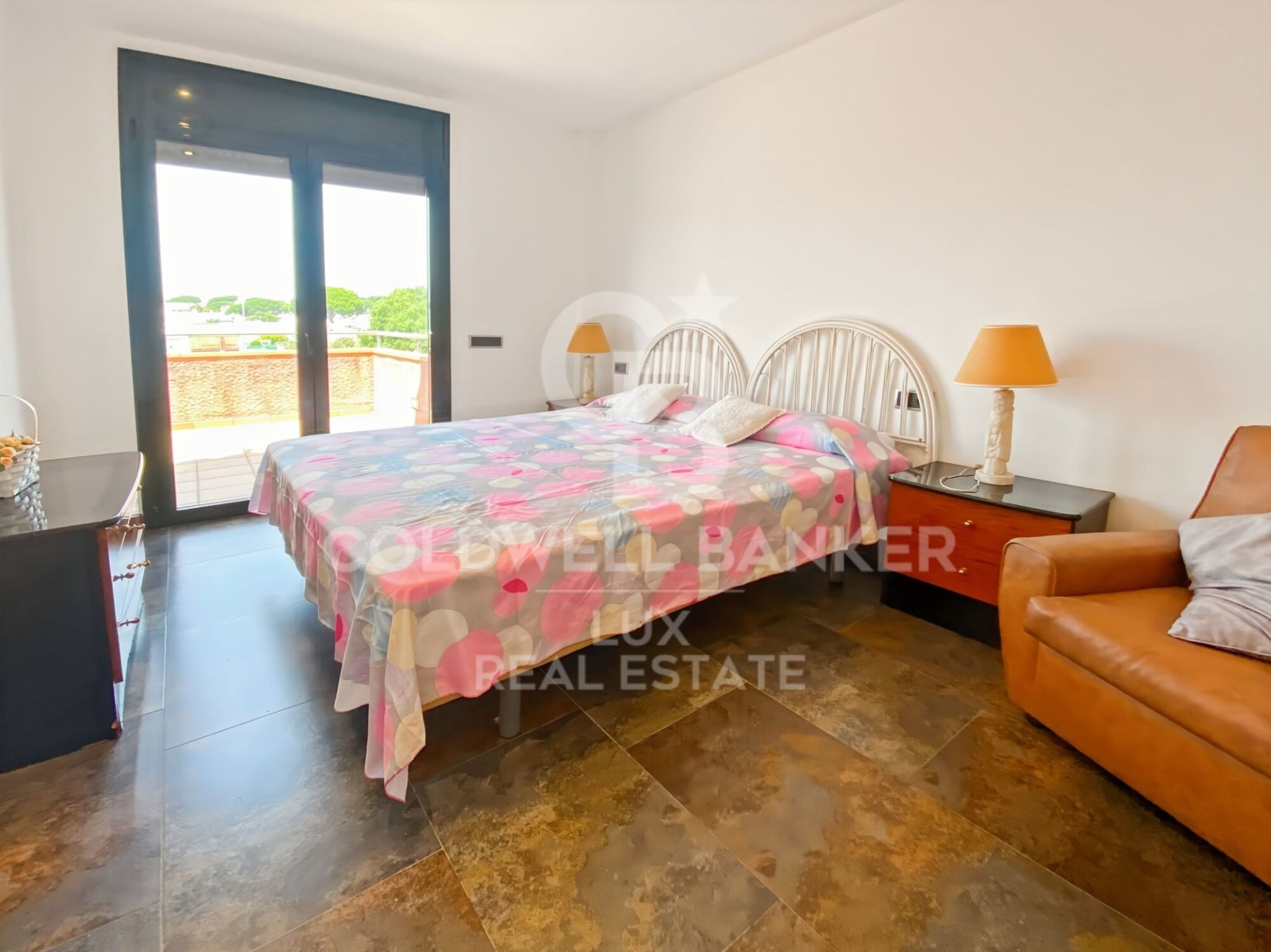 Hus i L'Escala, Girona, Spanien 4 sovrum, 301 kvm. Nr. 158511