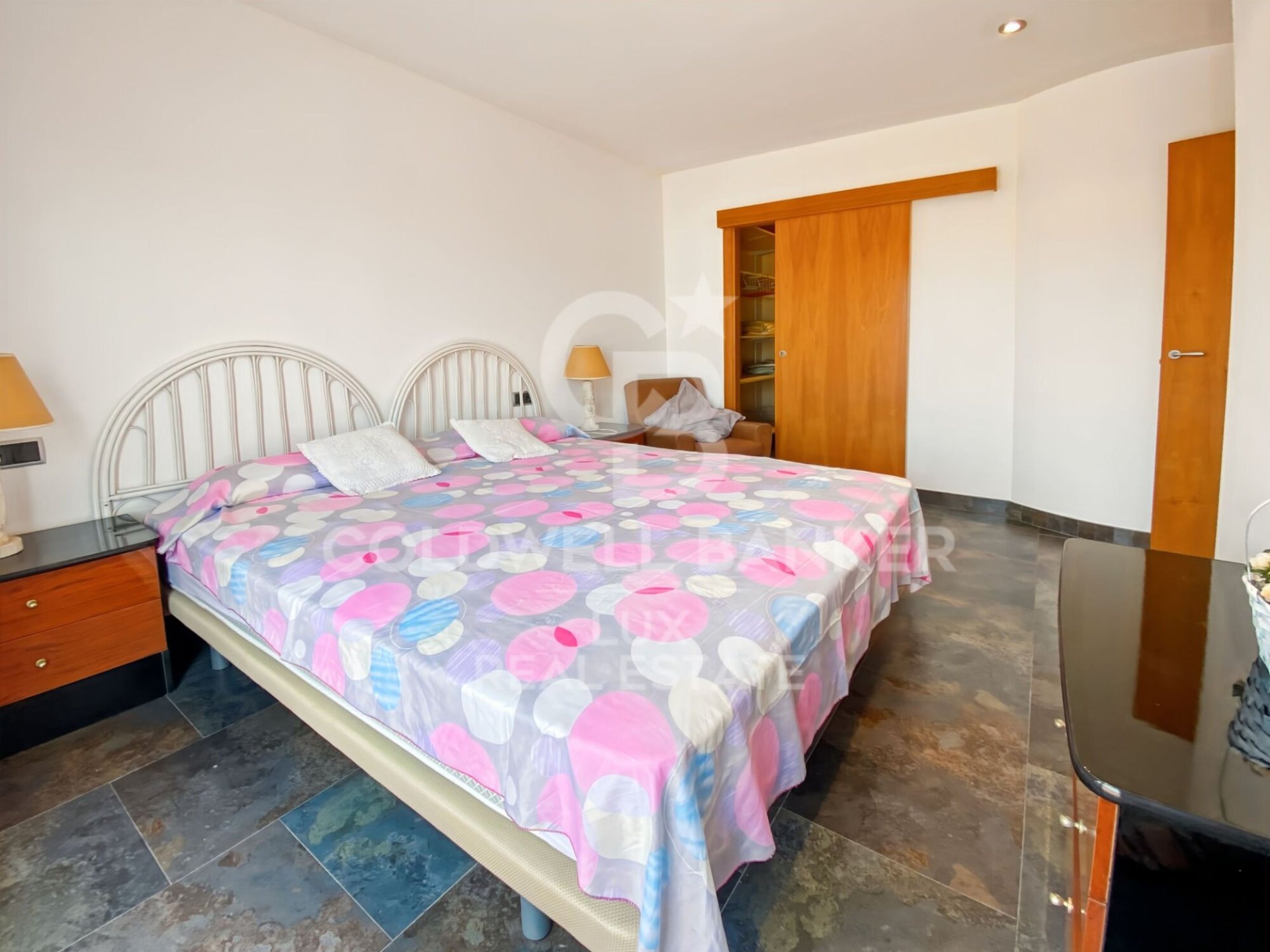 Hus i L'Escala, Girona, Spanien 4 sovrum, 301 kvm. Nr. 158511