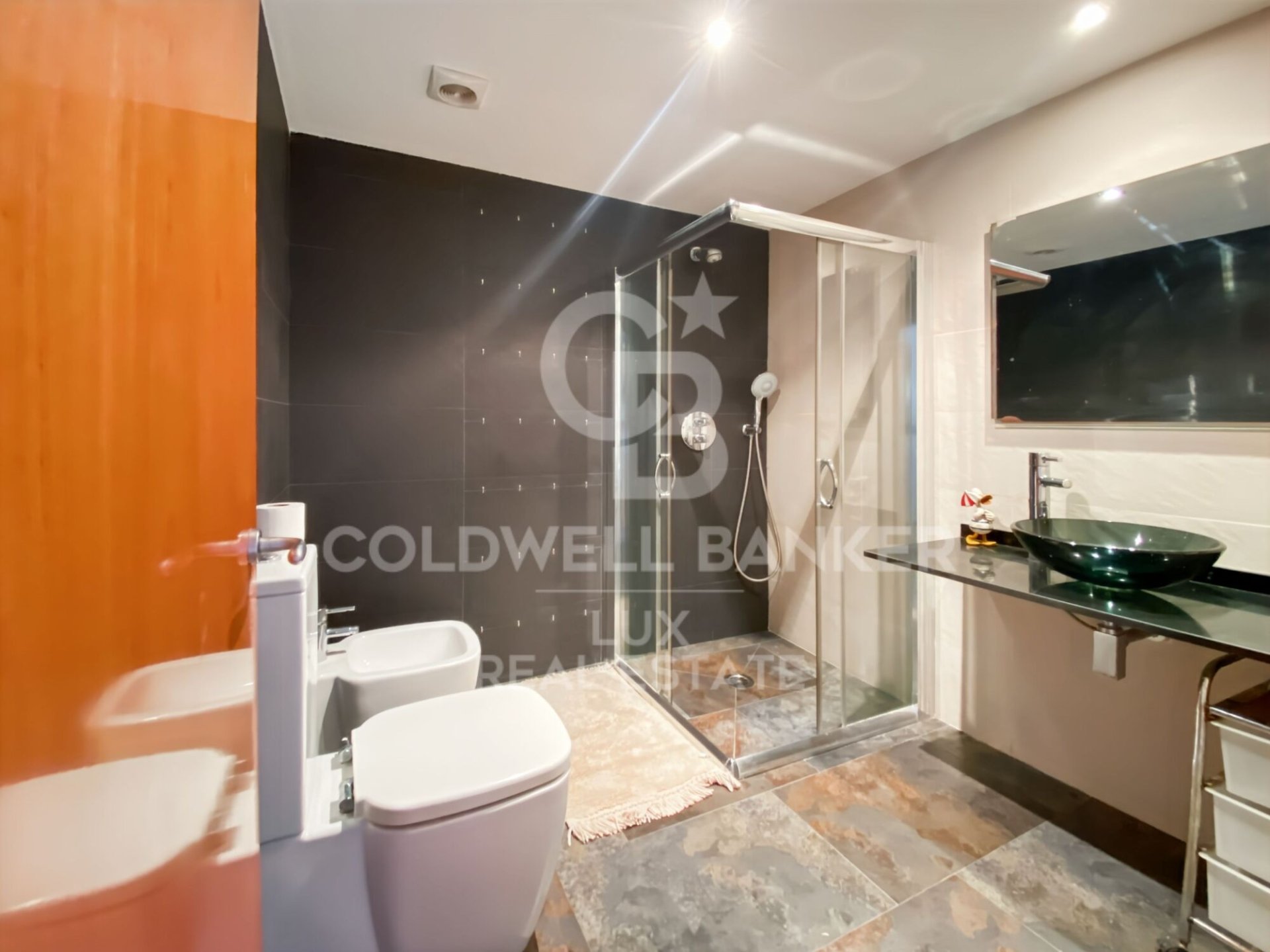 Hus i L'Escala, Girona, Spanien 4 sovrum, 301 kvm. Nr. 158511