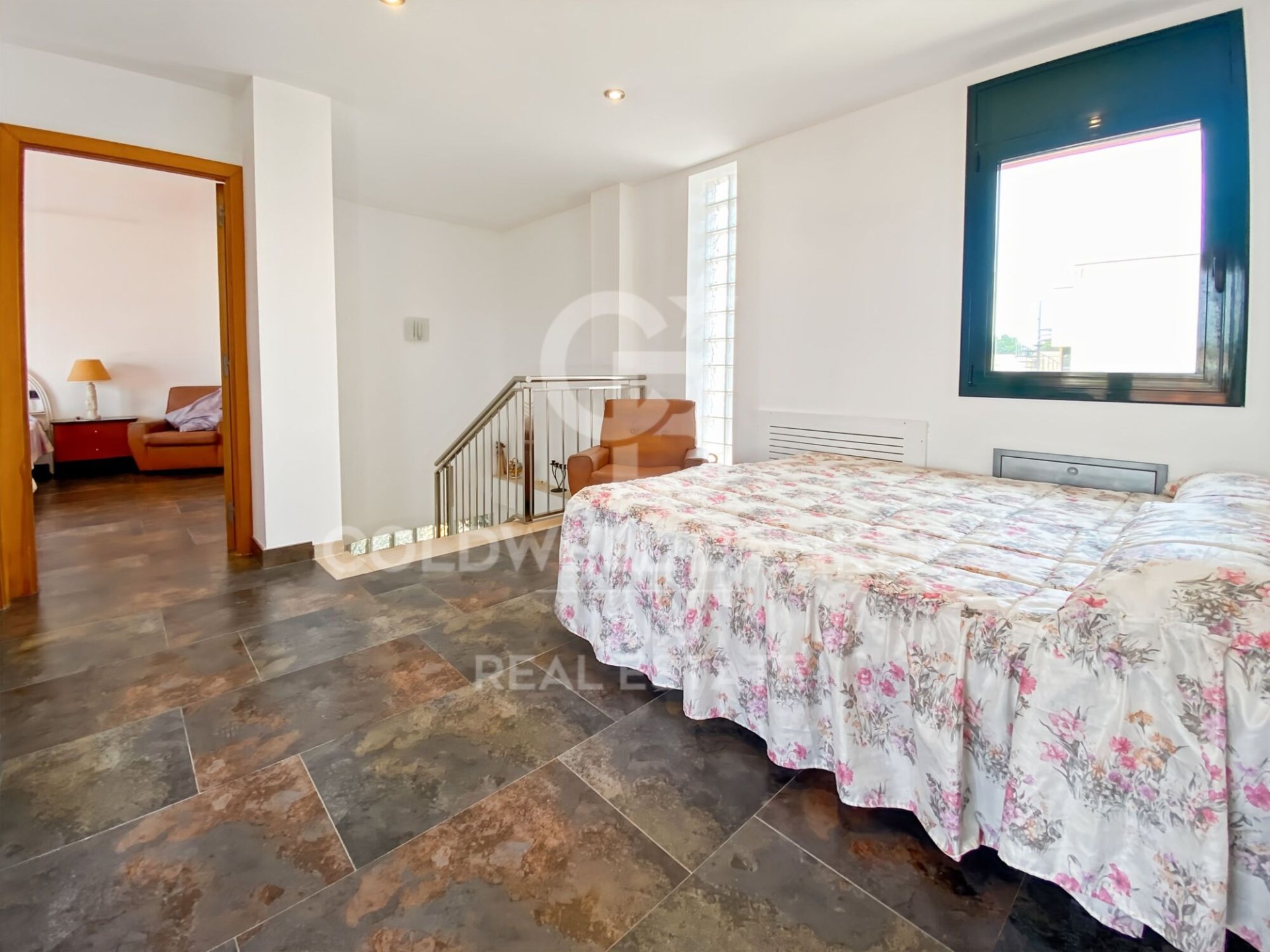 Hus i L'Escala, Girona, Spanien 4 sovrum, 301 kvm. Nr. 158511