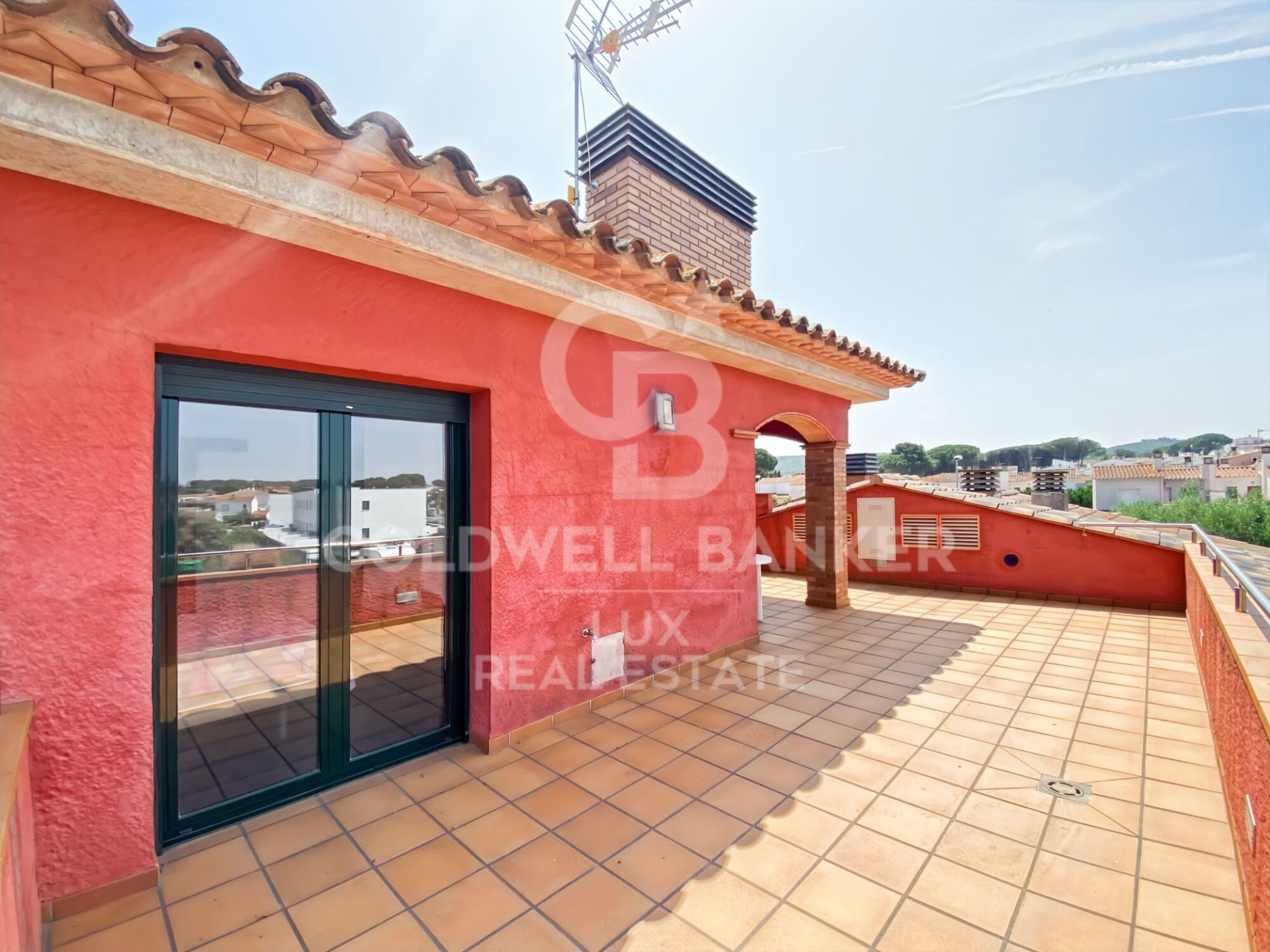 Hus i L'Escala, Girona, Spanien 4 sovrum, 301 kvm. Nr. 158511