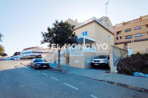 House in Guardamar del Segura, Alicante, Spain 3 bedrooms, 90 sq.m. No. 149105