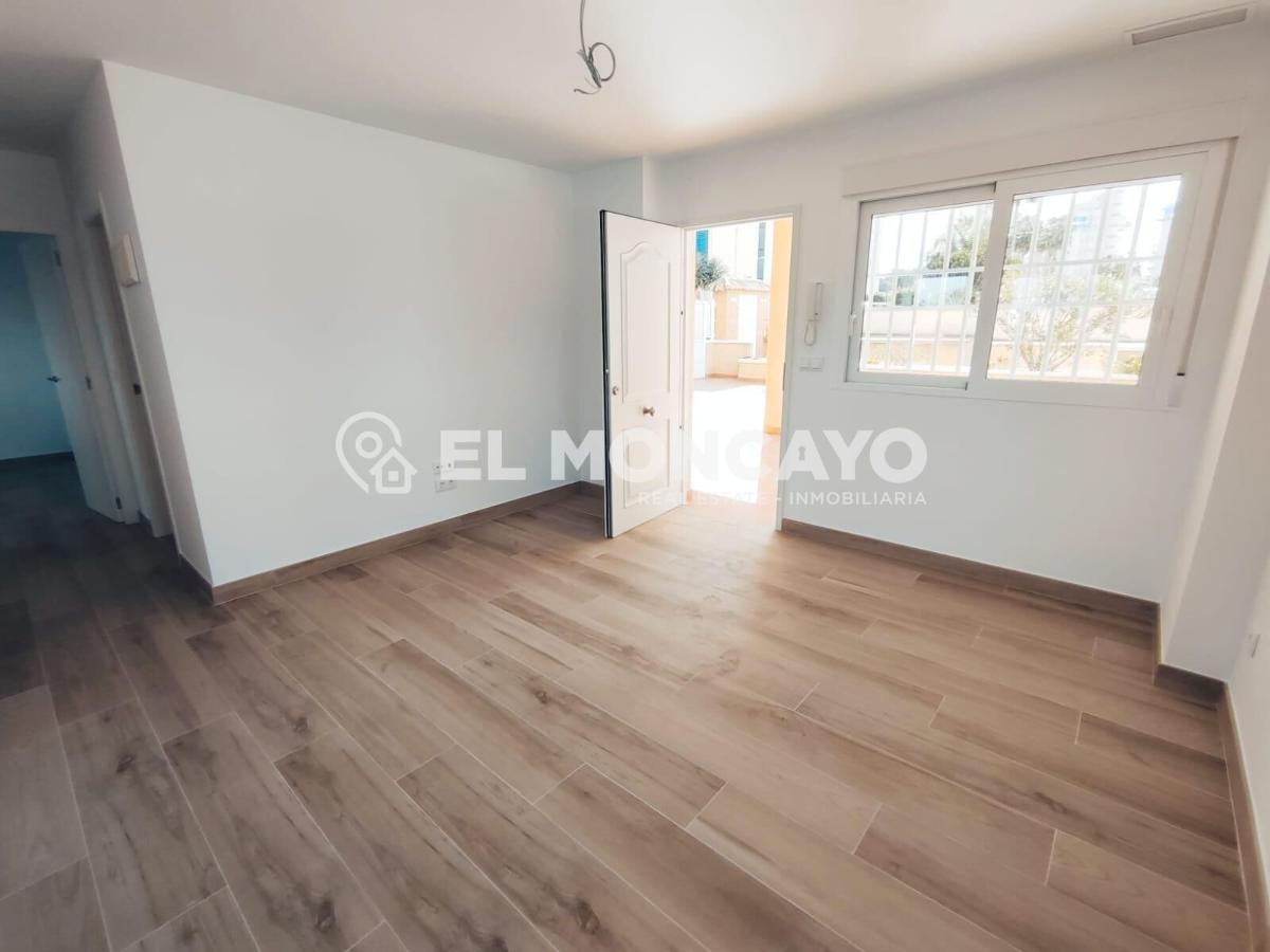 Apartment in Guardamar del Segura, Alicante, Spain 2 bedrooms, 79 sq.m. No. 149104