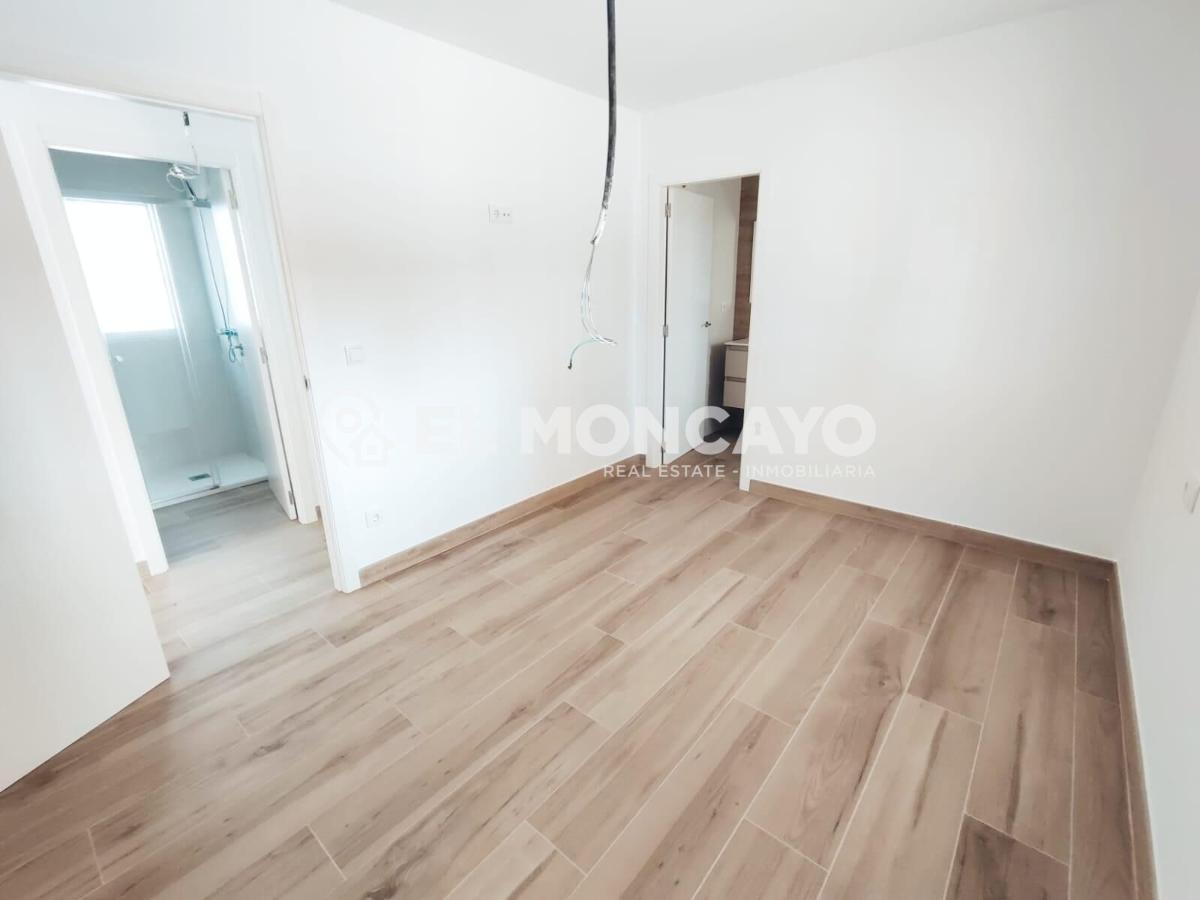 Apartment in Guardamar del Segura, Alicante, Spain 2 bedrooms, 79 sq.m. No. 149104