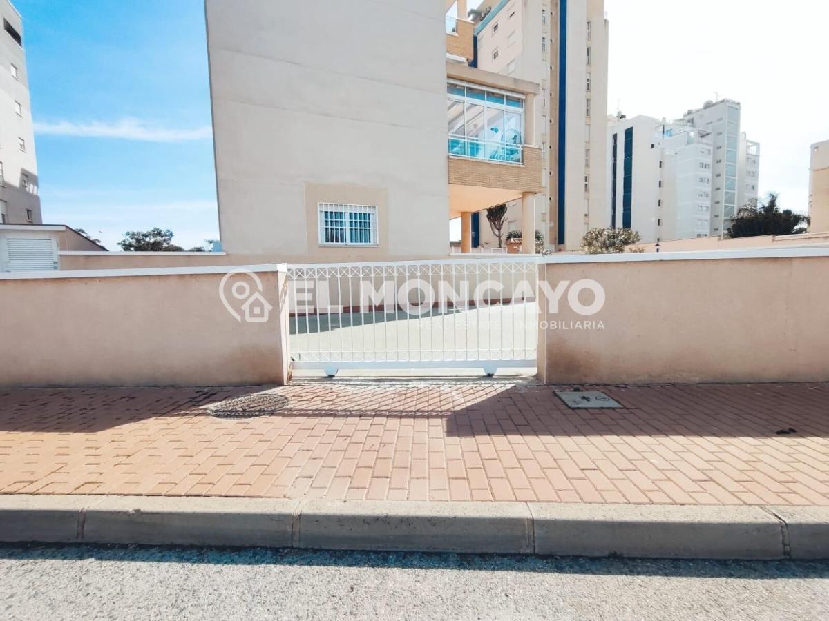 Apartment in Guardamar del Segura, Alicante, Spain 2 bedrooms, 79 sq.m. No. 149104