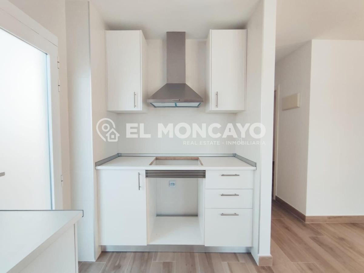 Apartment in Guardamar del Segura, Alicante, Spain 2 bedrooms, 79 sq.m. No. 149104