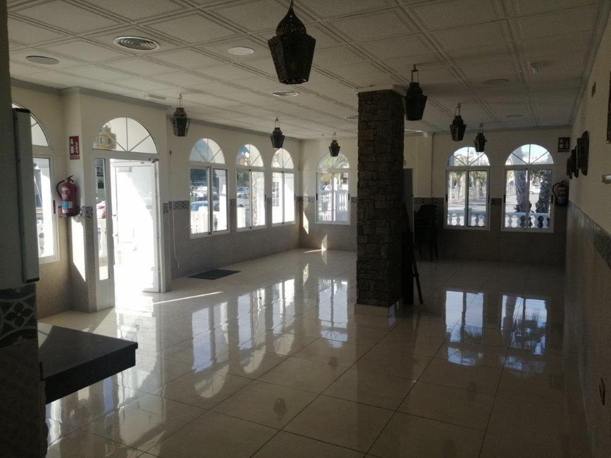 Propiedad comercial en Guardamar del Segura, Alicante, España 101 m2 No. 149108