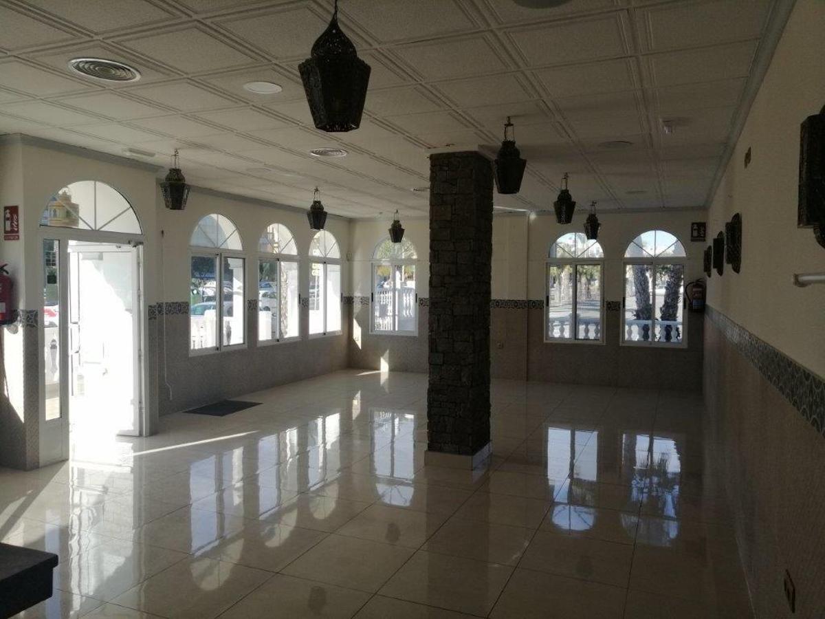 Propiedad comercial en Guardamar del Segura, Alicante, España 101 m2 No. 149108