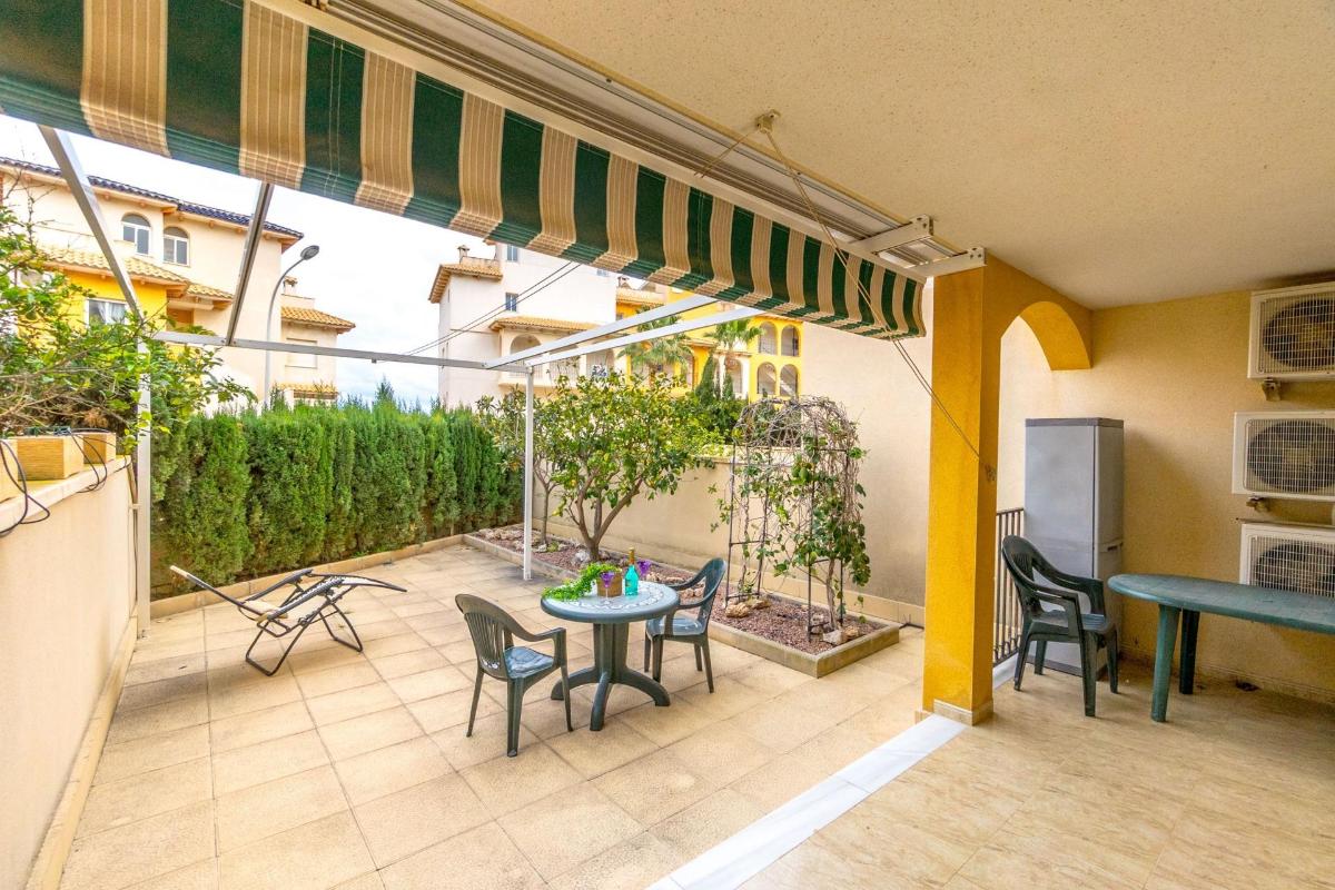 Apartment in Alicante, Spain 2 bedrooms, 71 sq.m. No. 149107