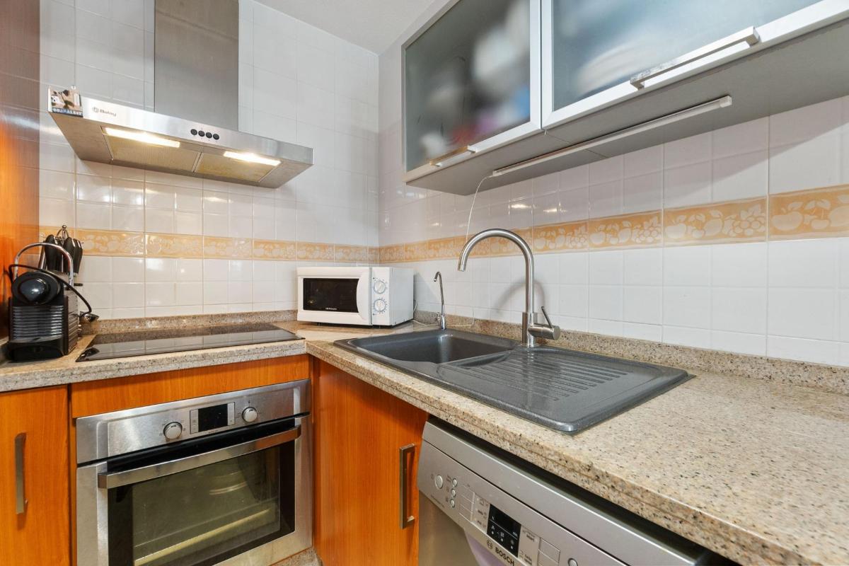 Apartment in Alicante, Spain 2 bedrooms, 71 sq.m. No. 149107