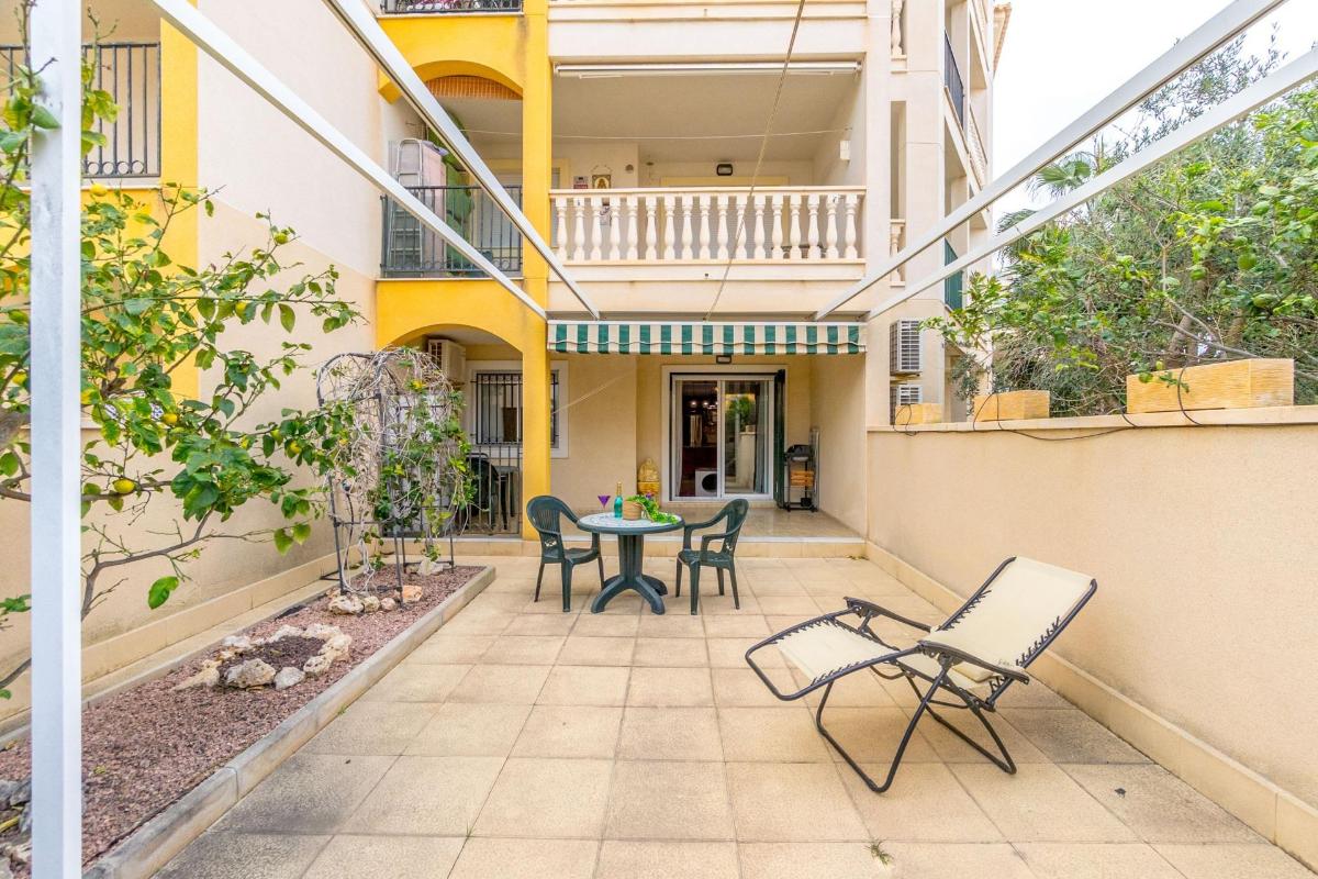 Apartment in Alicante, Spain 2 bedrooms, 71 sq.m. No. 149107