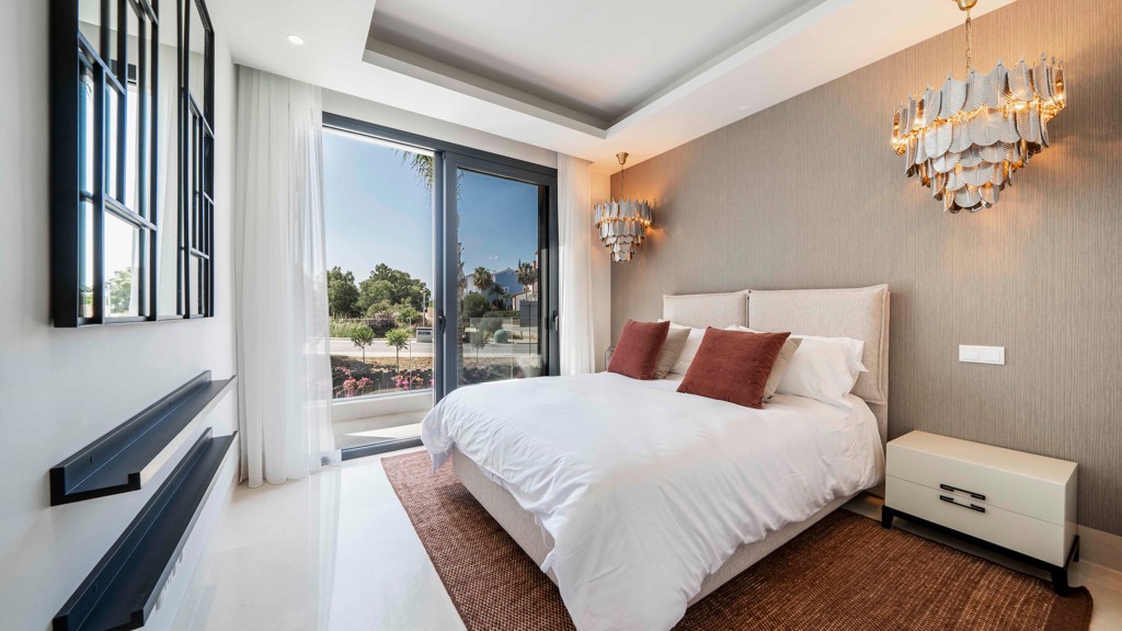 Villa Malaga, Spānijā 4 istabas, 540 m2 Nr. 106996