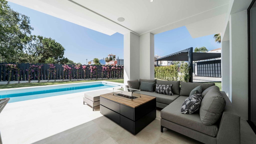 Villa Malaga, Spānijā 4 istabas, 540 m2 Nr. 106996