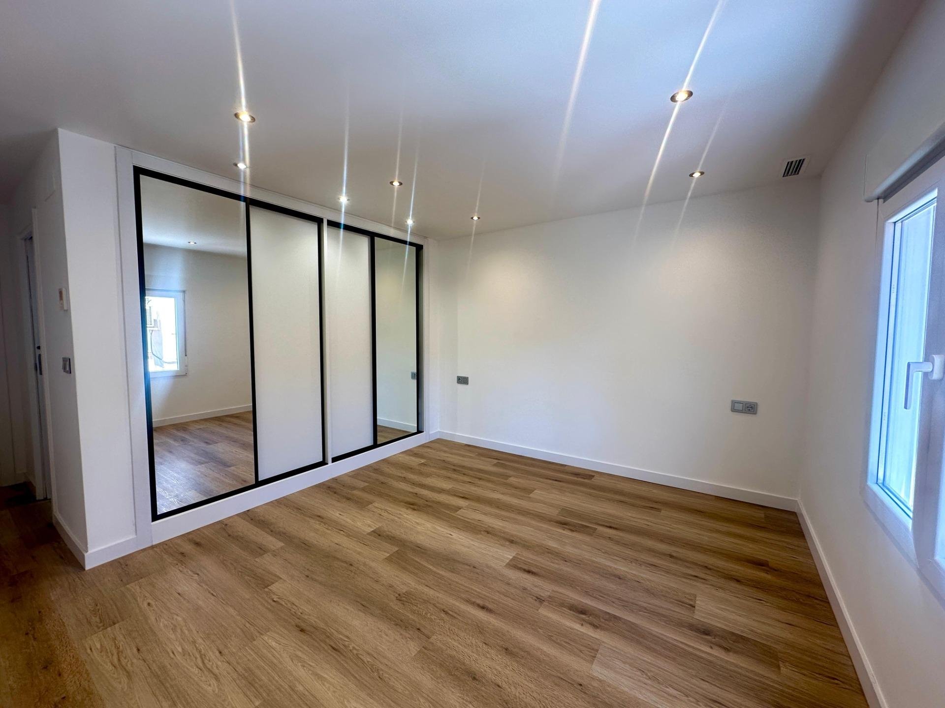 Apartamento en Alicante, España 3 dormitorios, 147 m2 No. 177488
