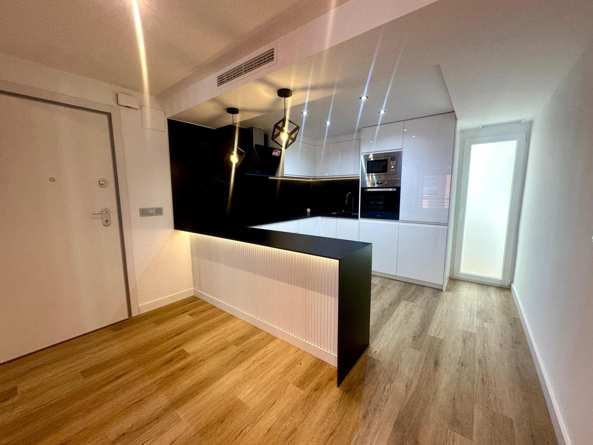Apartamento en Alicante, España 3 dormitorios, 147 m2 No. 177488