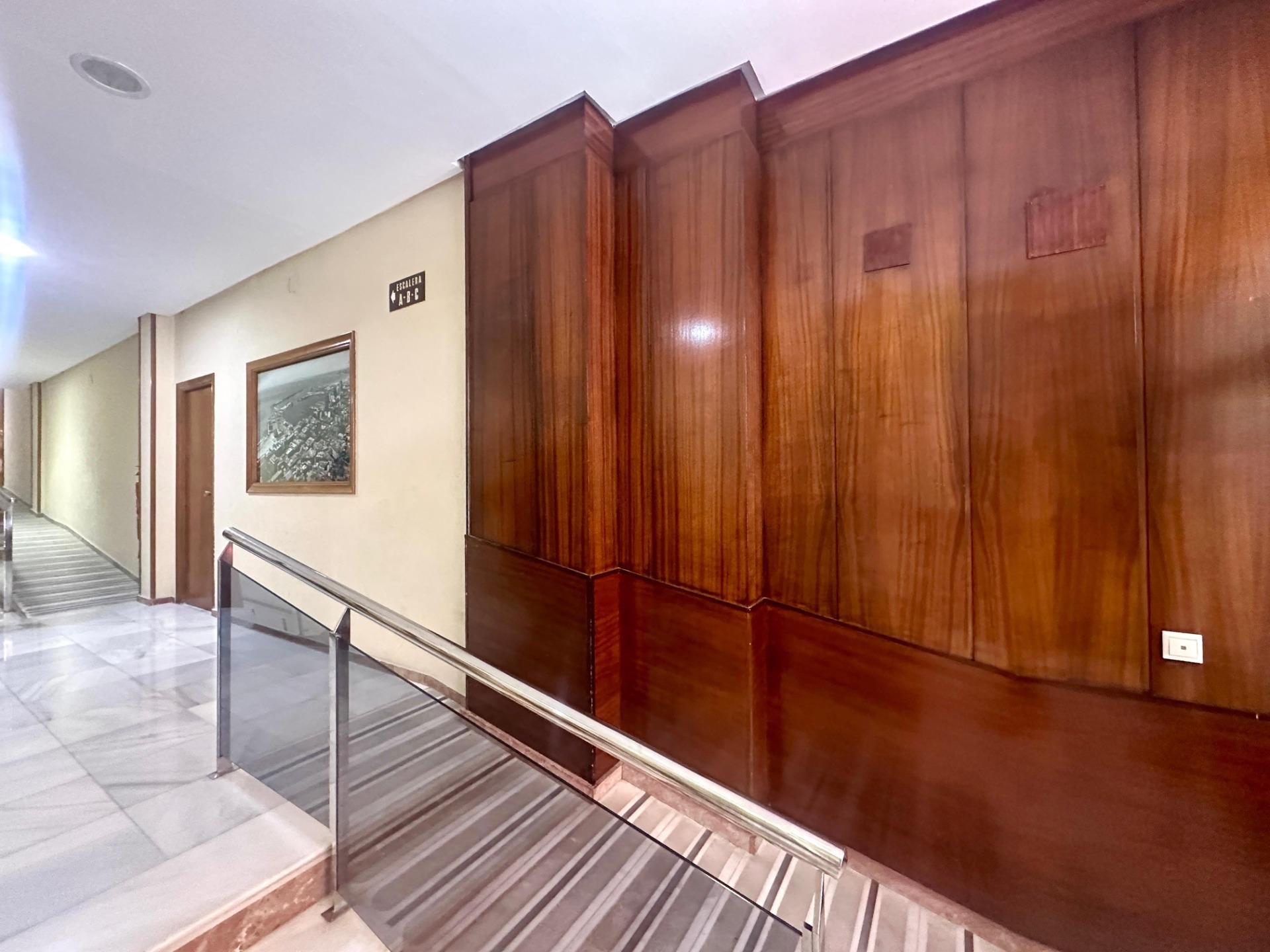 Apartamento en Alicante, España 3 dormitorios, 147 m2 No. 177488