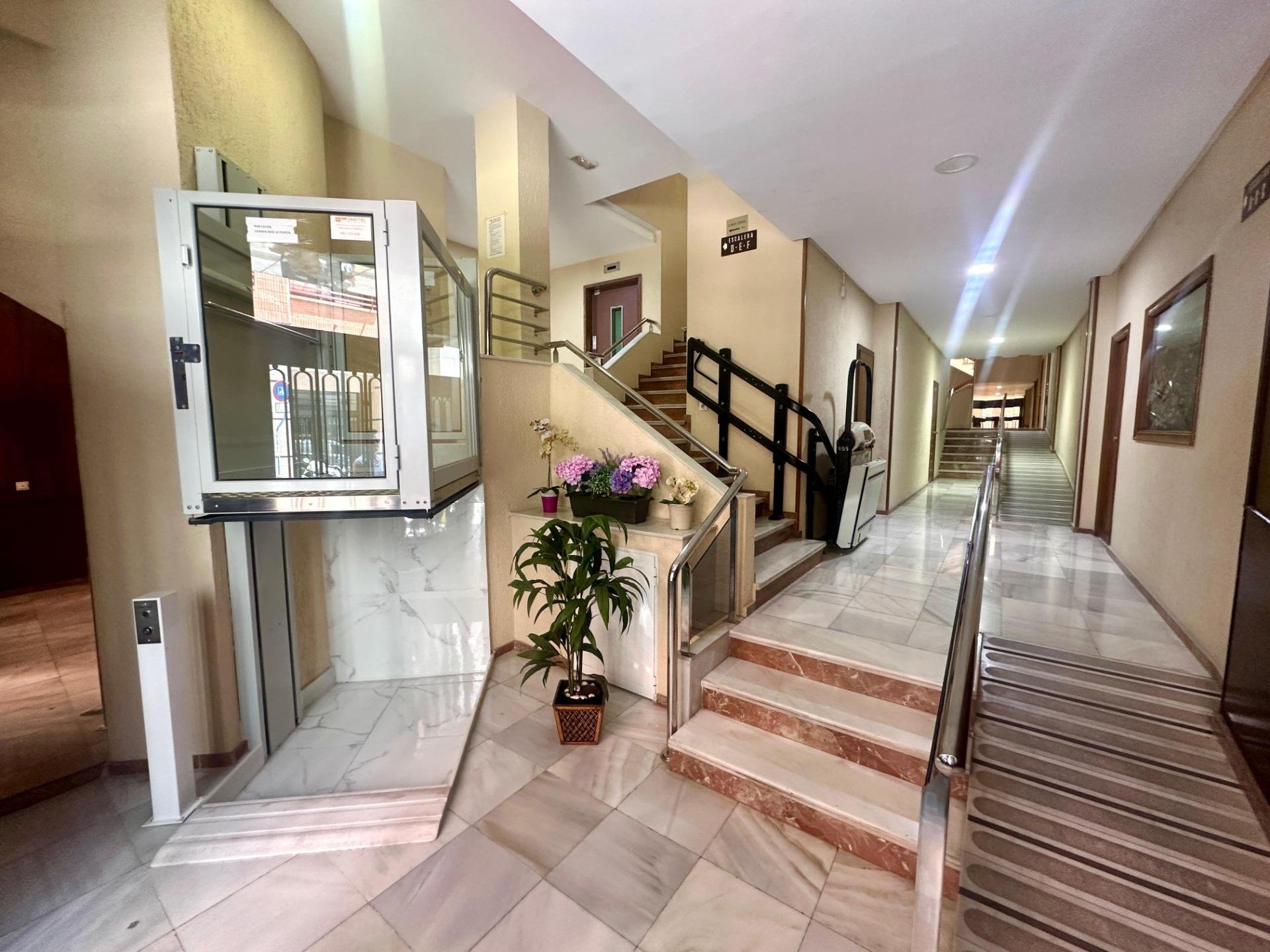Apartamento en Alicante, España 3 dormitorios, 147 m2 No. 177488