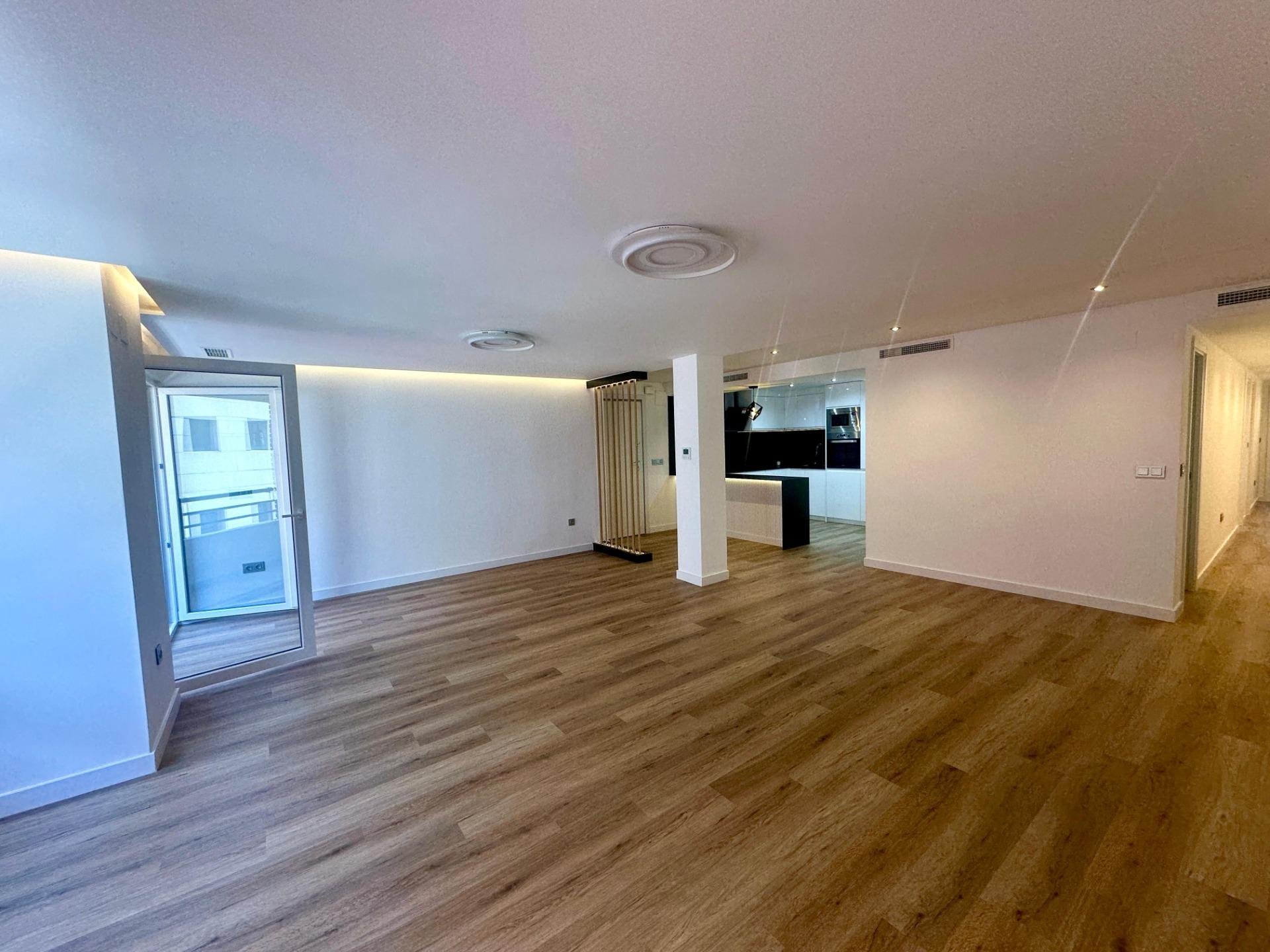 Apartamento en Alicante, España 3 dormitorios, 147 m2 No. 177488