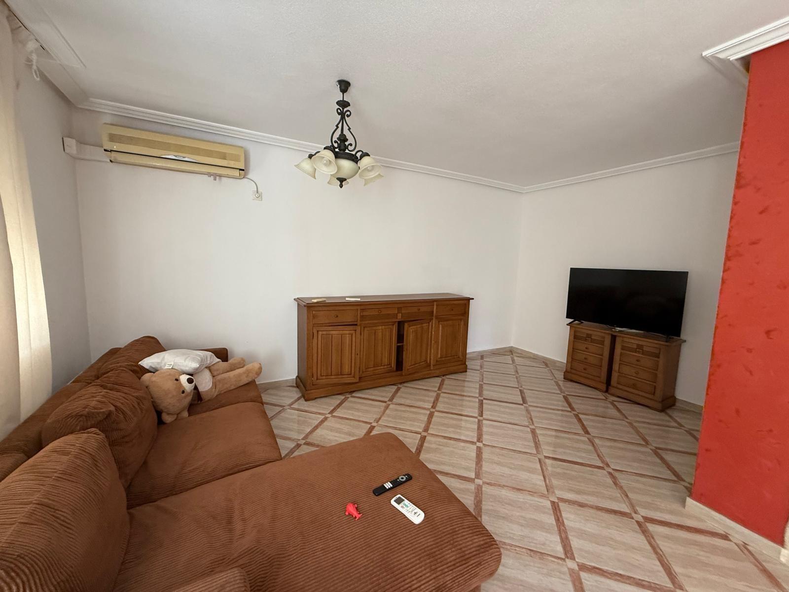 Talo Torrevieja, Alicante, Espanja 3 makuuhuonetta, 161 m2 No. 165965