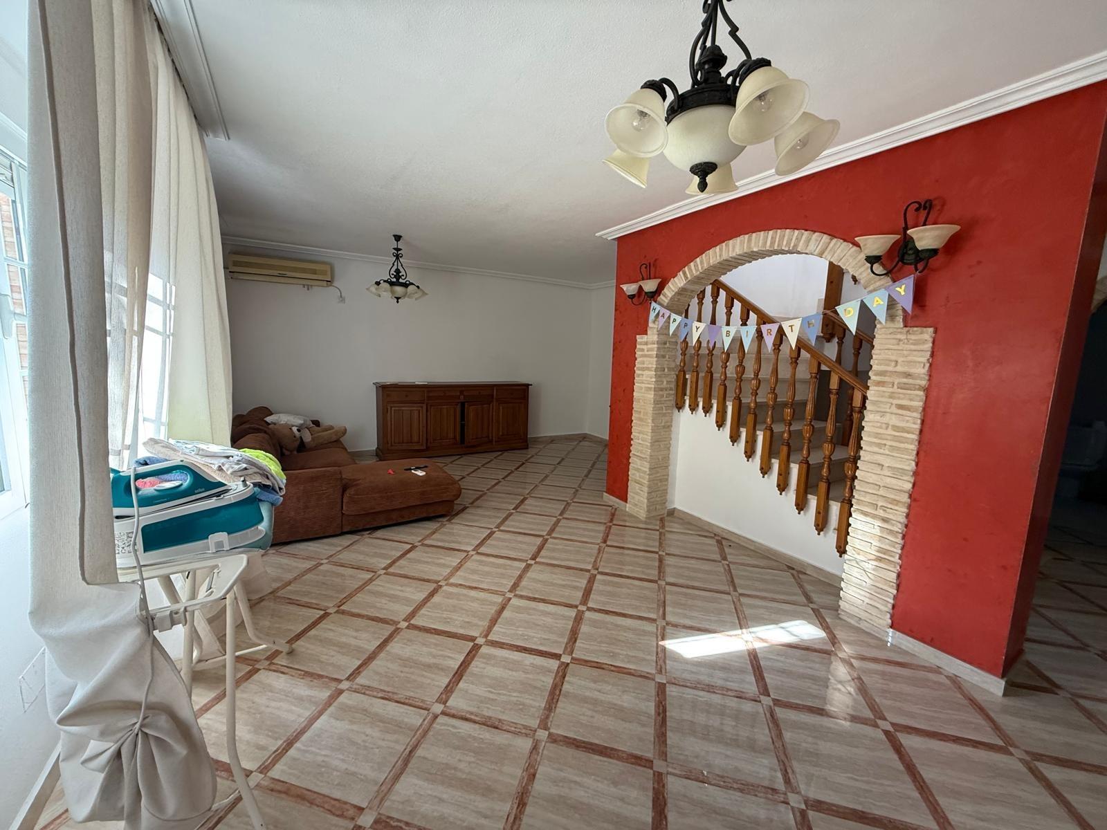 Talo Torrevieja, Alicante, Espanja 3 makuuhuonetta, 161 m2 No. 165965