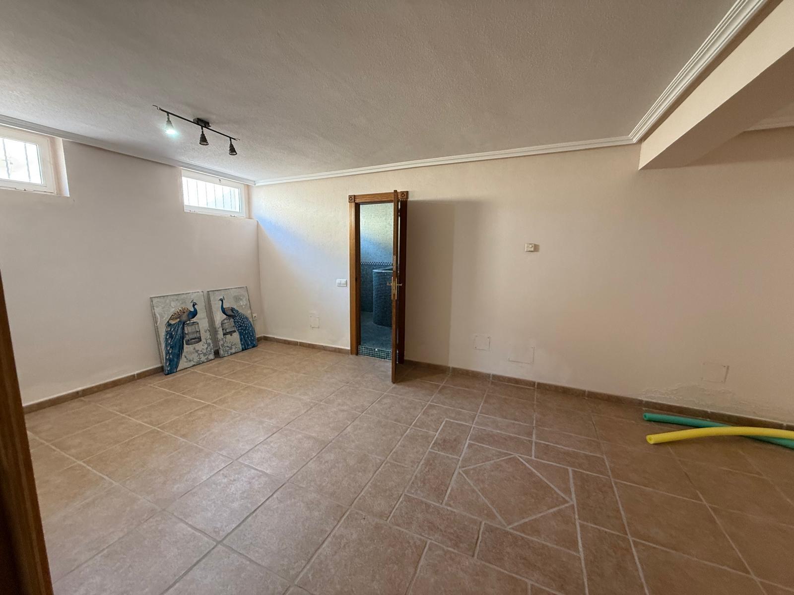 Talo Torrevieja, Alicante, Espanja 3 makuuhuonetta, 161 m2 No. 165965