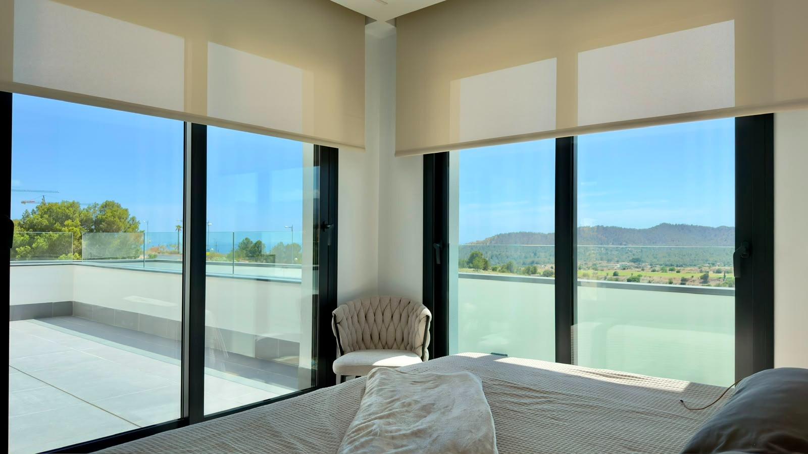 Villa a Finestrat, Alicante, Spagna 3 camere da letto, 462.62 mq. N° 165968