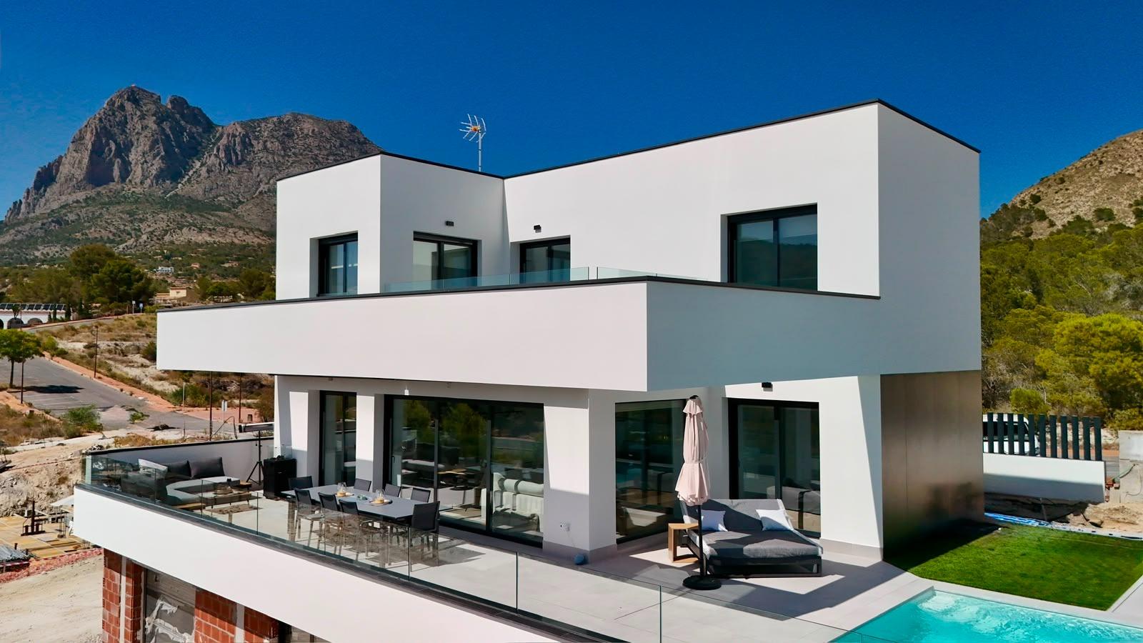 Villa a Finestrat, Alicante, Spagna 3 camere da letto, 462.62 mq. N° 165968