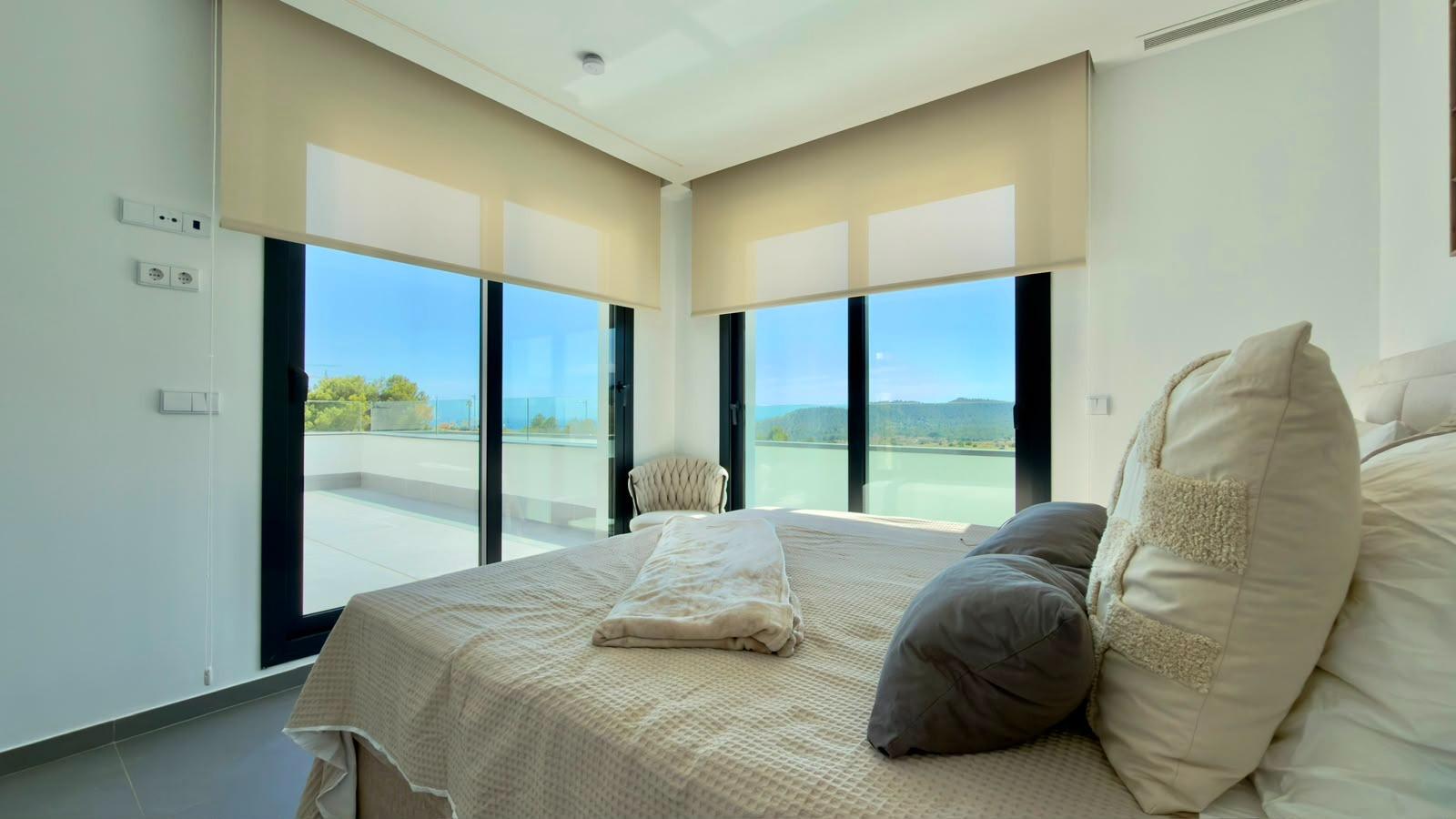 Villa a Finestrat, Alicante, Spagna 3 camere da letto, 462.62 mq. N° 165968