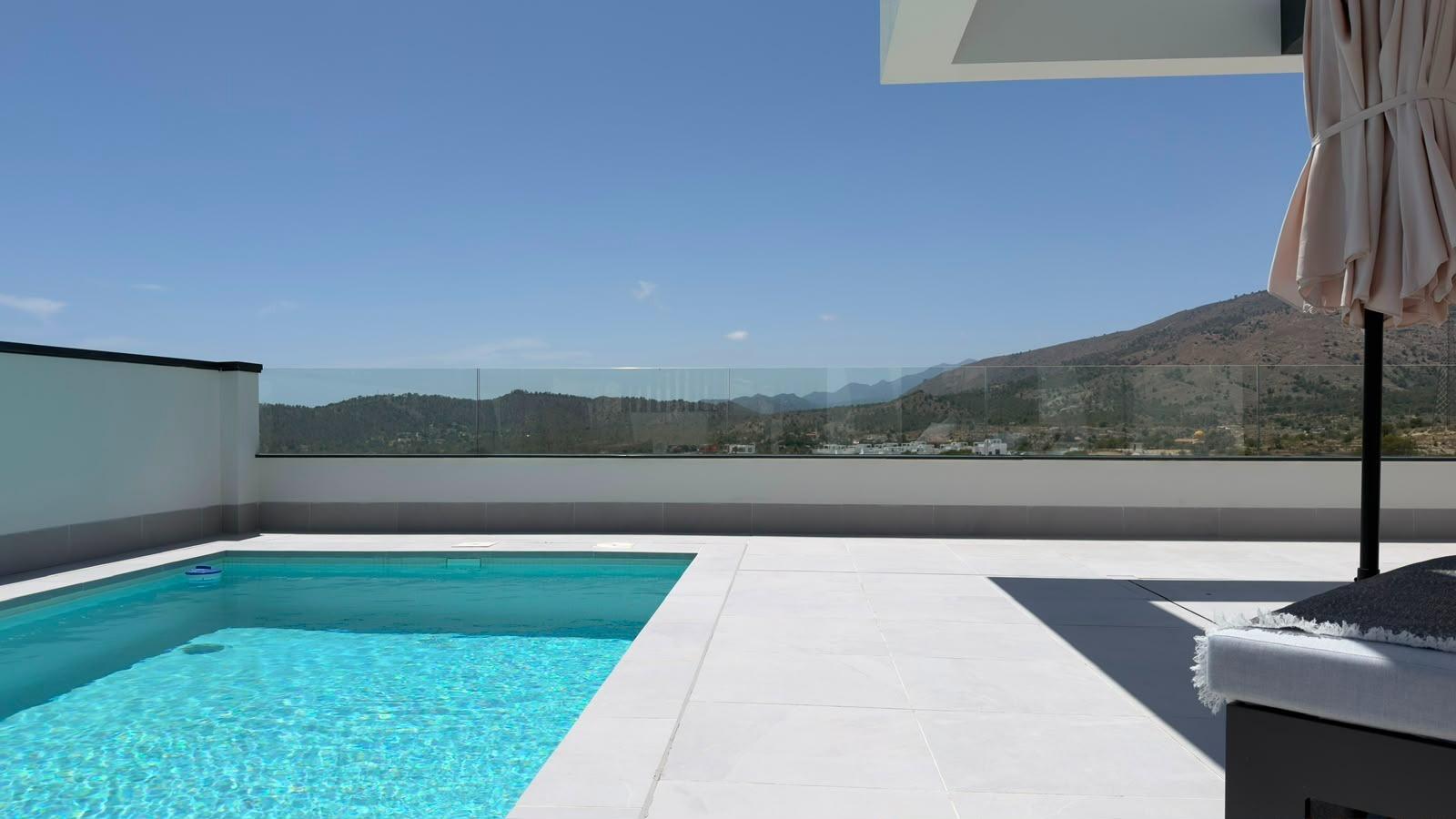 Villa a Finestrat, Alicante, Spagna 3 camere da letto, 462.62 mq. N° 165968